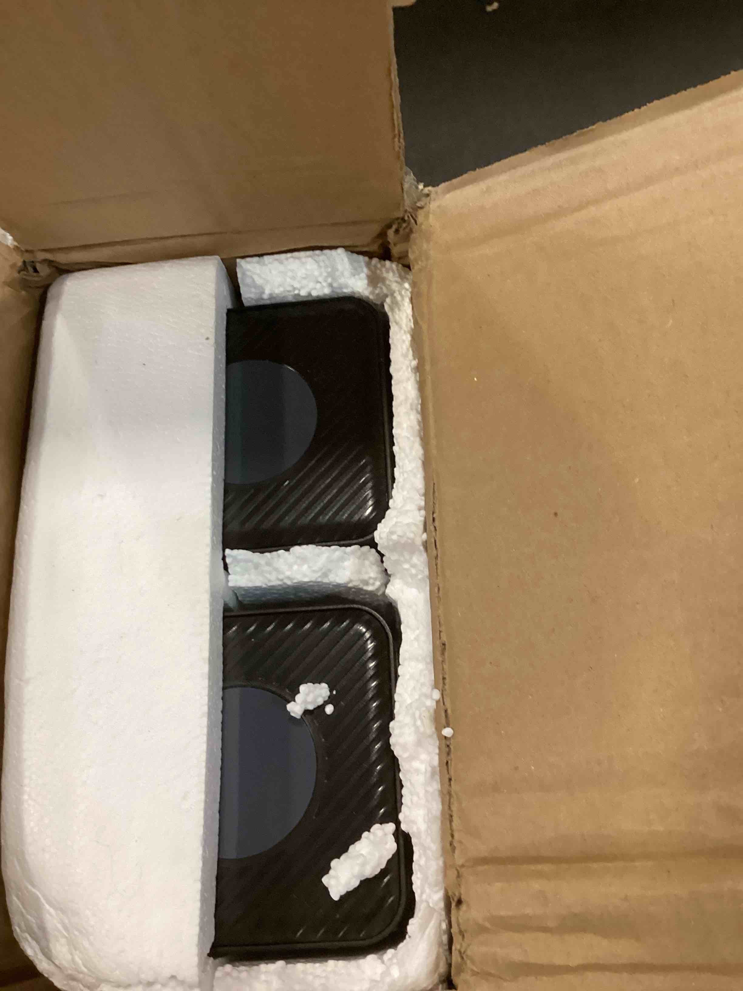 https://s3.amazonaws.com/lotting-images-prod/bidfta/PPE1566934_1737392154743.jpeg