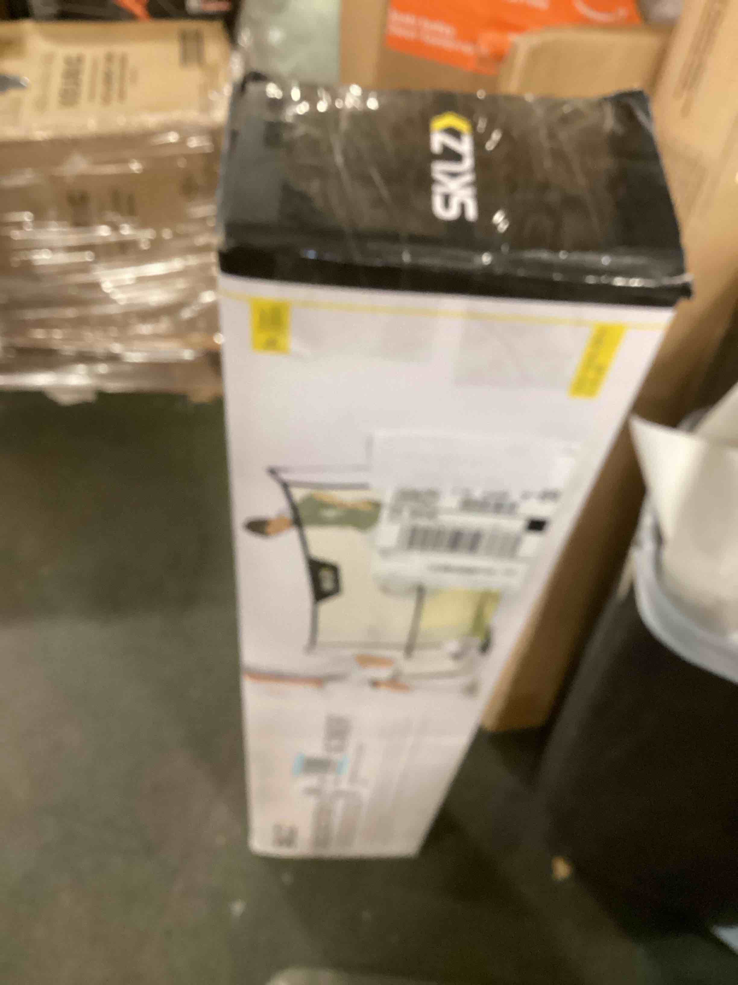 https://s3.amazonaws.com/lotting-images-prod/bidfta/PPE1567184_1733253798592.jpeg