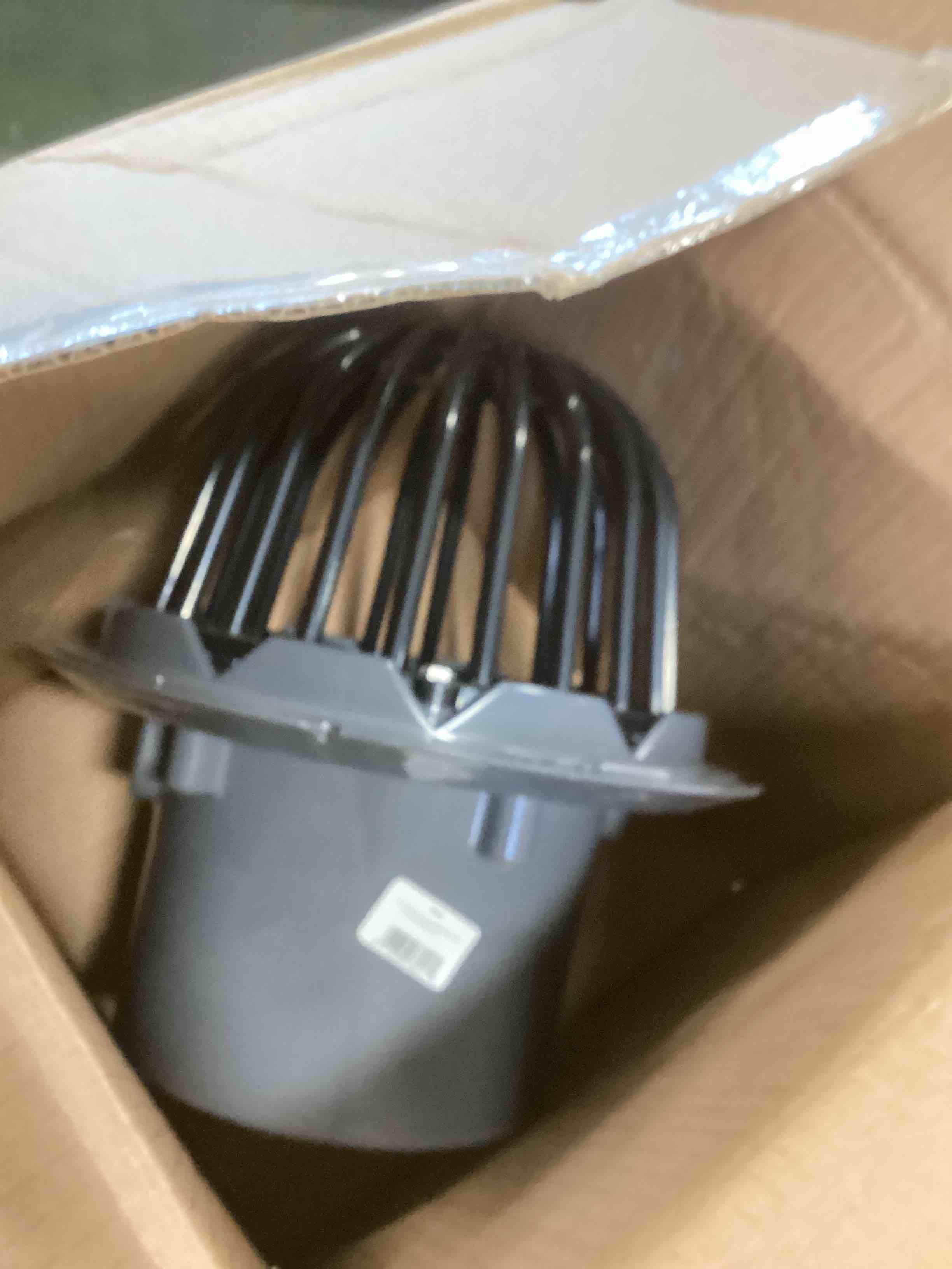 https://s3.amazonaws.com/lotting-images-prod/bidfta/PPE1567685_1733495005953.jpeg