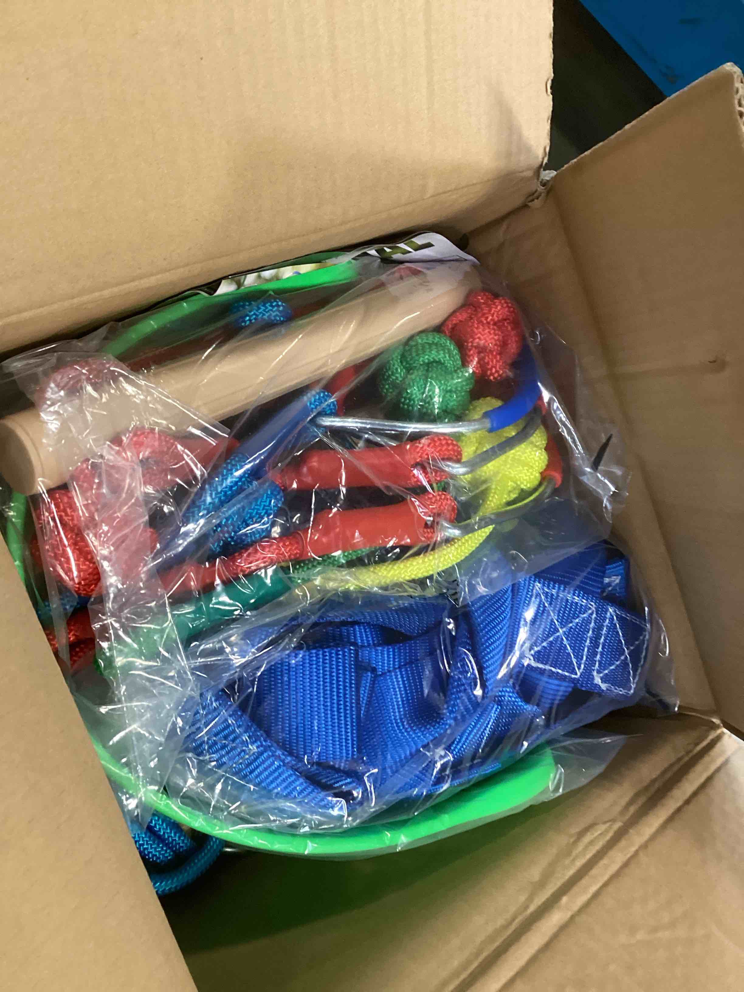 https://s3.amazonaws.com/lotting-images-prod/bidfta/PPE1567702_1733495860469.jpeg