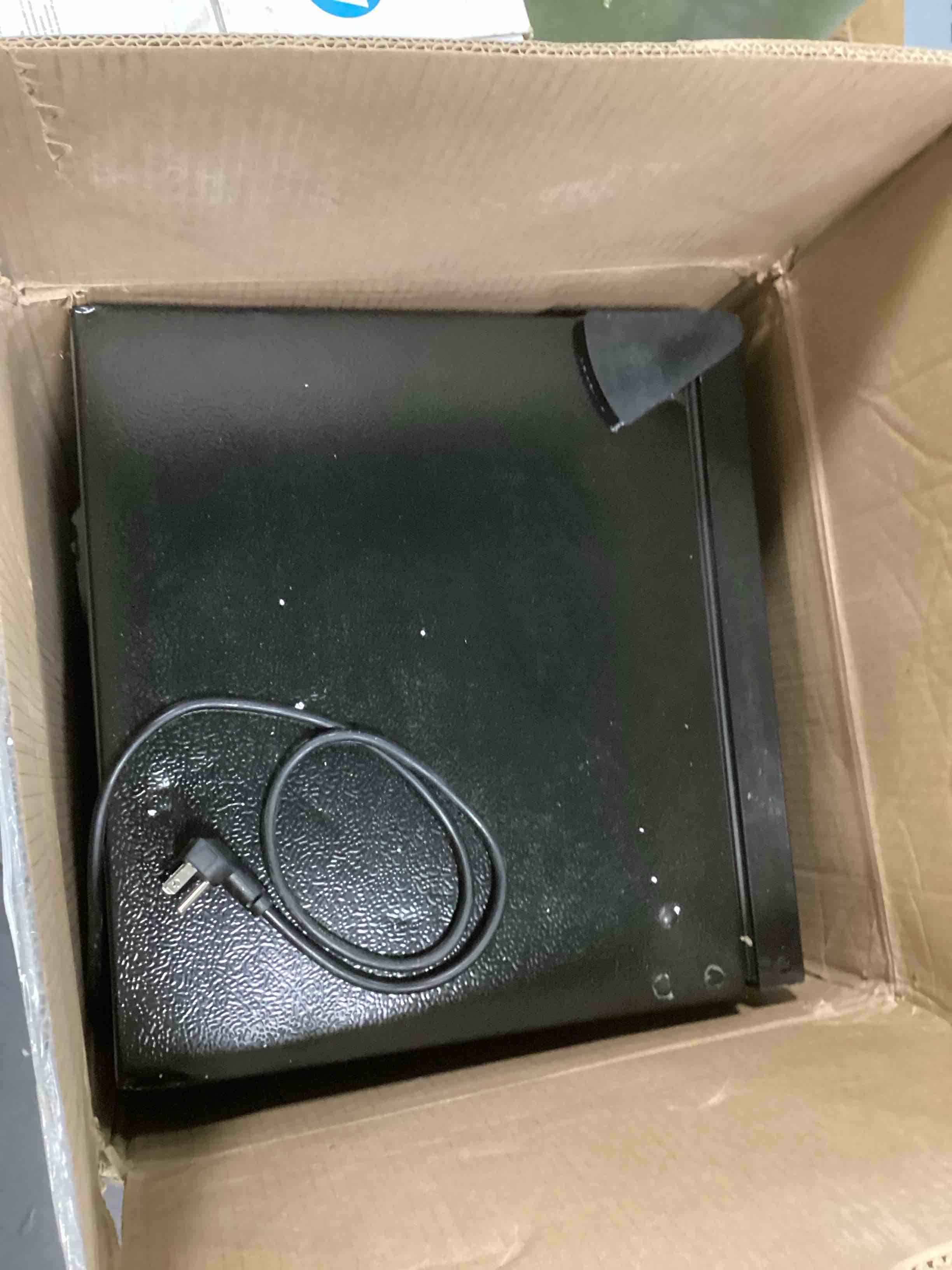 https://s3.amazonaws.com/lotting-images-prod/bidfta/PPE1568023_1733768589760.jpeg