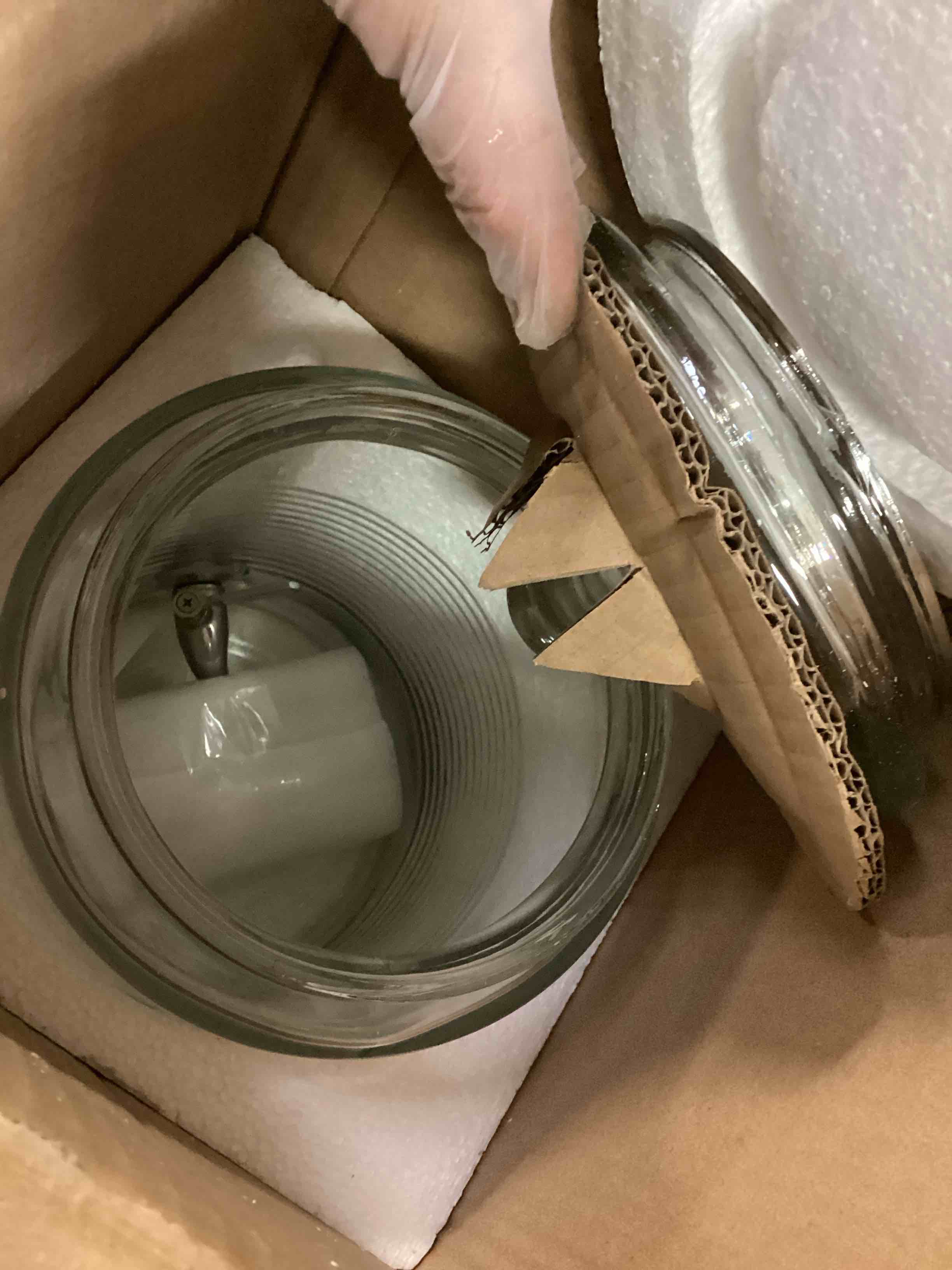 https://s3.amazonaws.com/lotting-images-prod/bidfta/PPE1568418_1733928287472.jpeg
