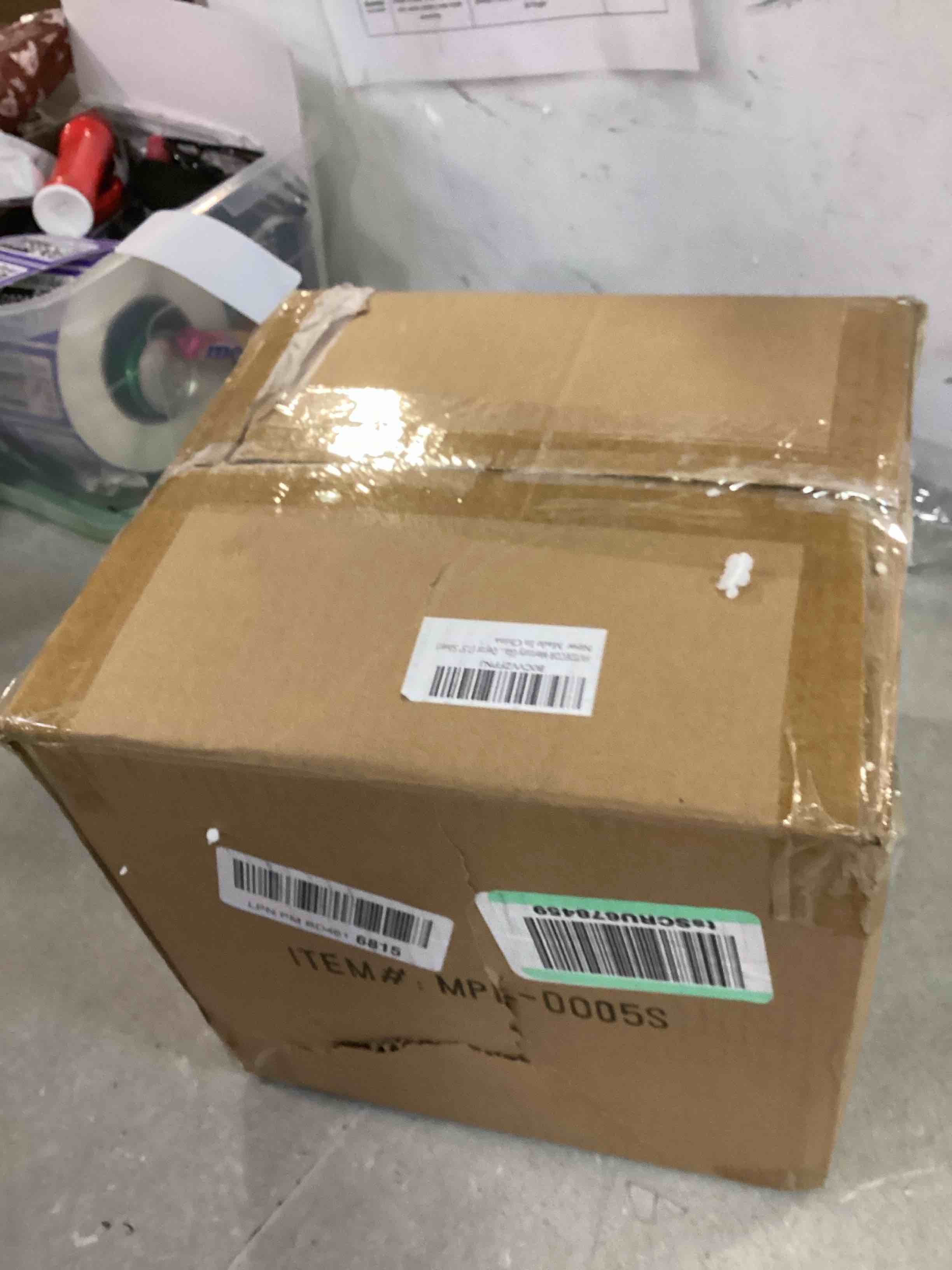 https://s3.amazonaws.com/lotting-images-prod/bidfta/PPE1568498_1733942327292.jpeg