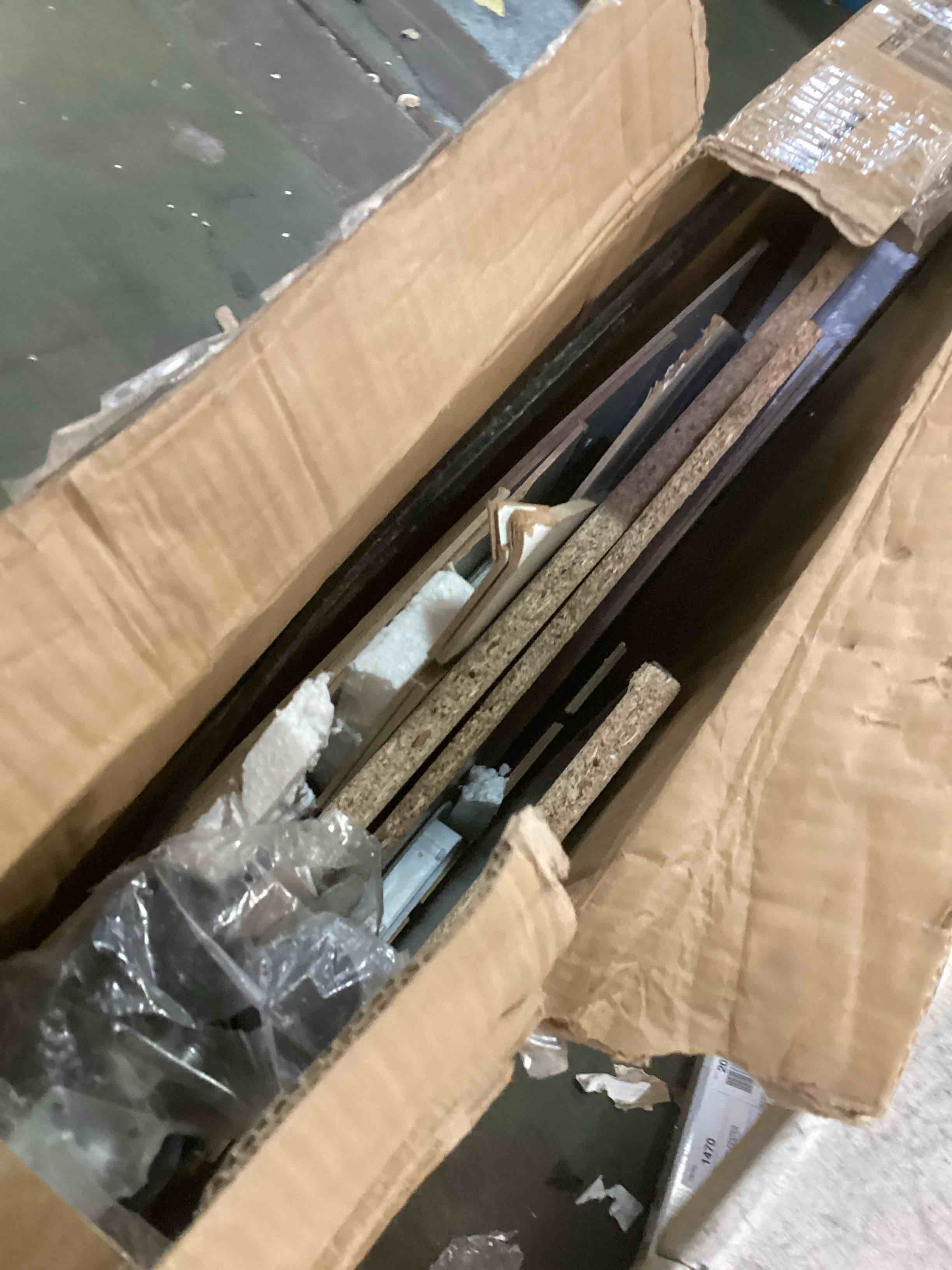 https://s3.amazonaws.com/lotting-images-prod/bidfta/PPE1568728_1734030546080.jpeg