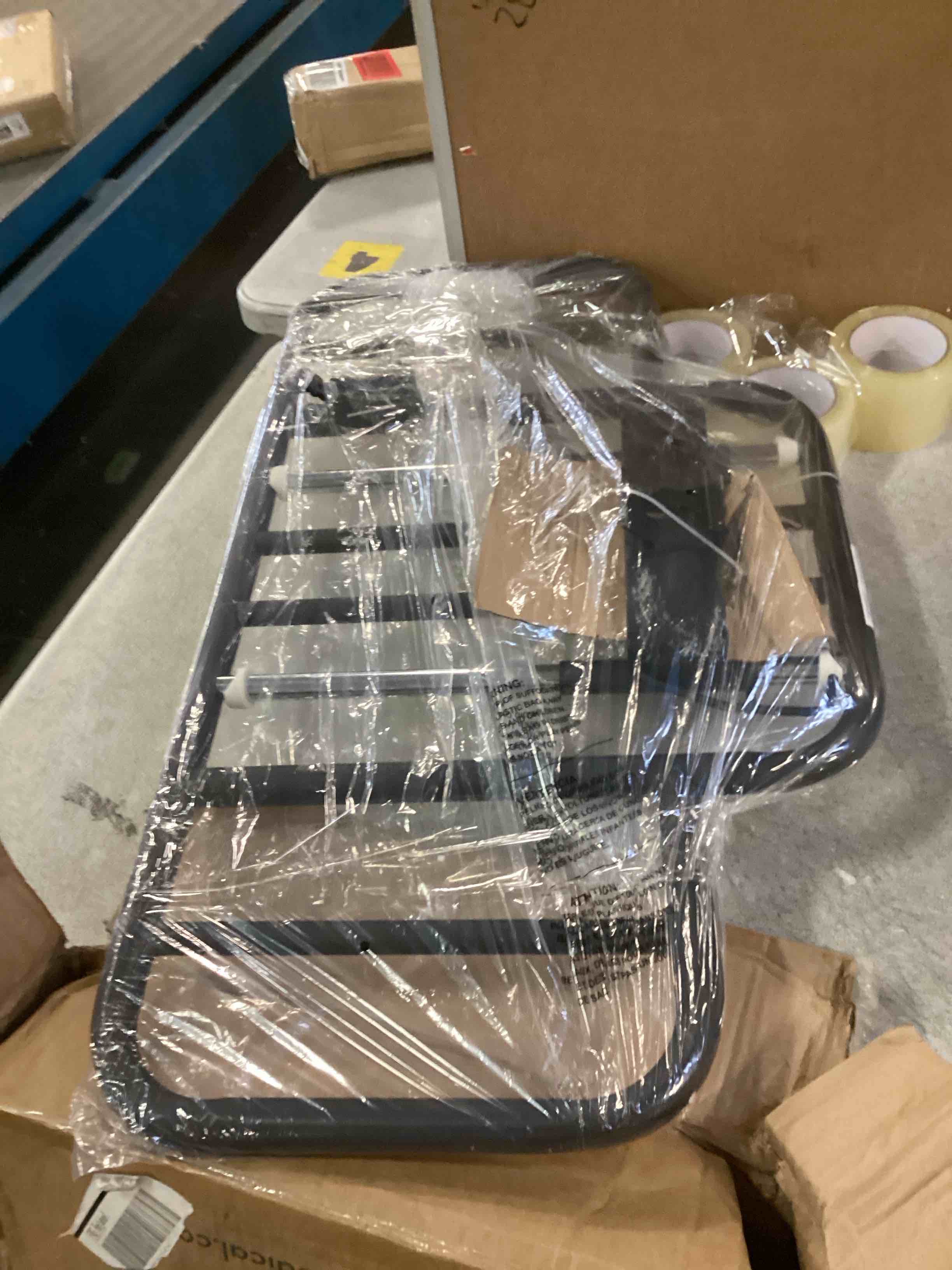 https://s3.amazonaws.com/lotting-images-prod/bidfta/PPE1568744_1734032874211.jpeg
