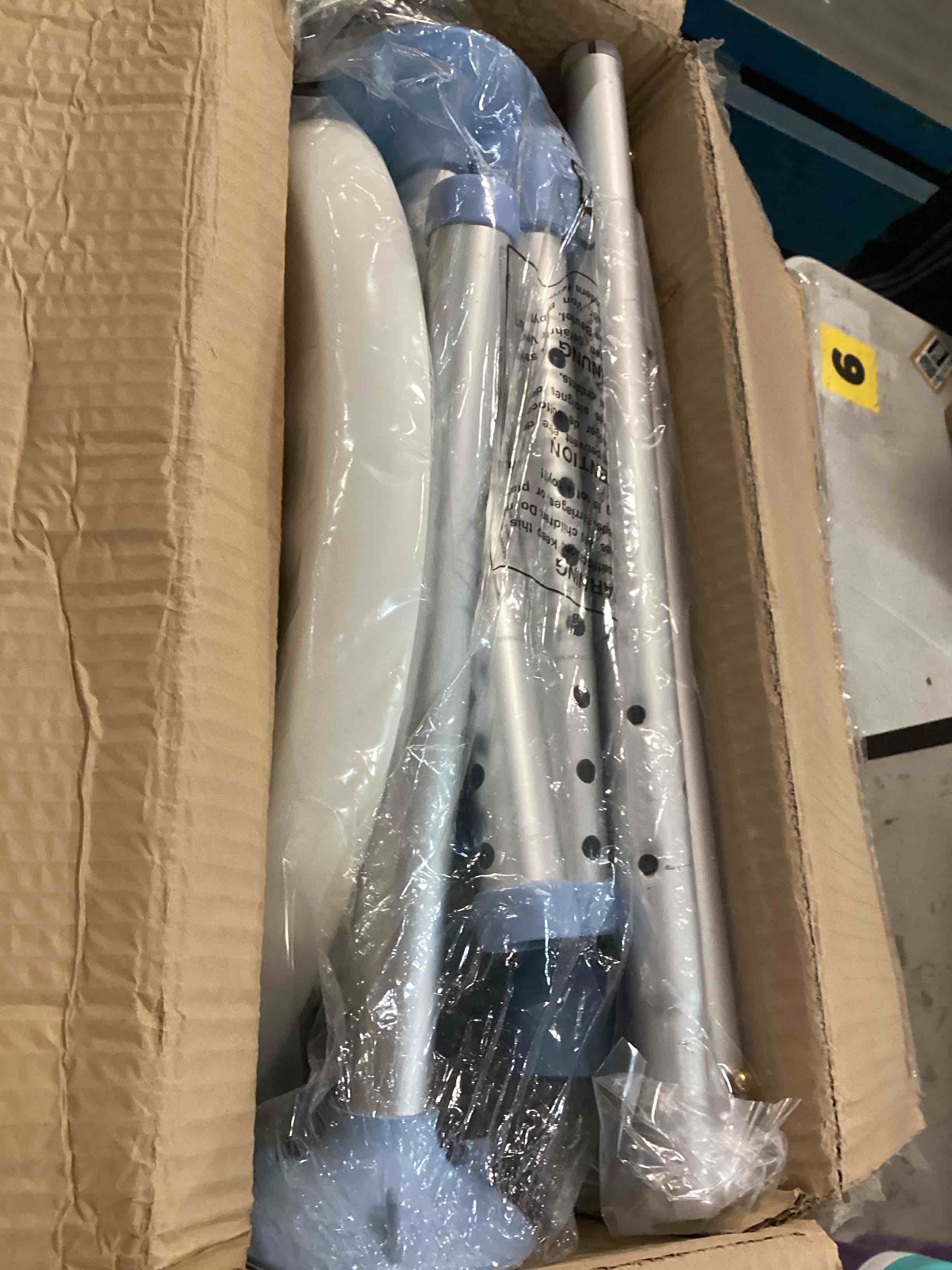 https://s3.amazonaws.com/lotting-images-prod/bidfta/PPE1569305_1734367388694.jpeg