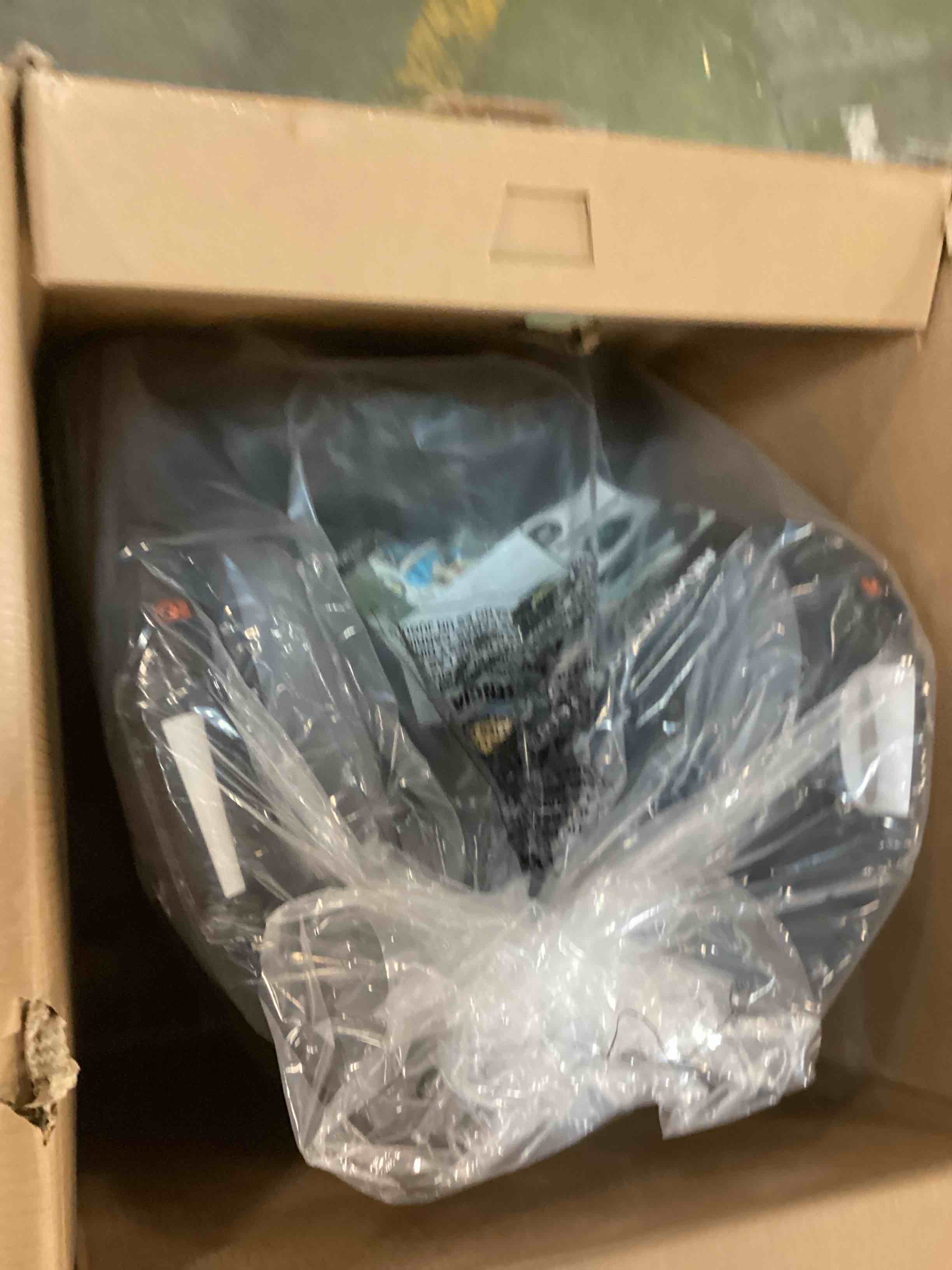 https://s3.amazonaws.com/lotting-images-prod/bidfta/PPE1569765_1734536705495.jpeg