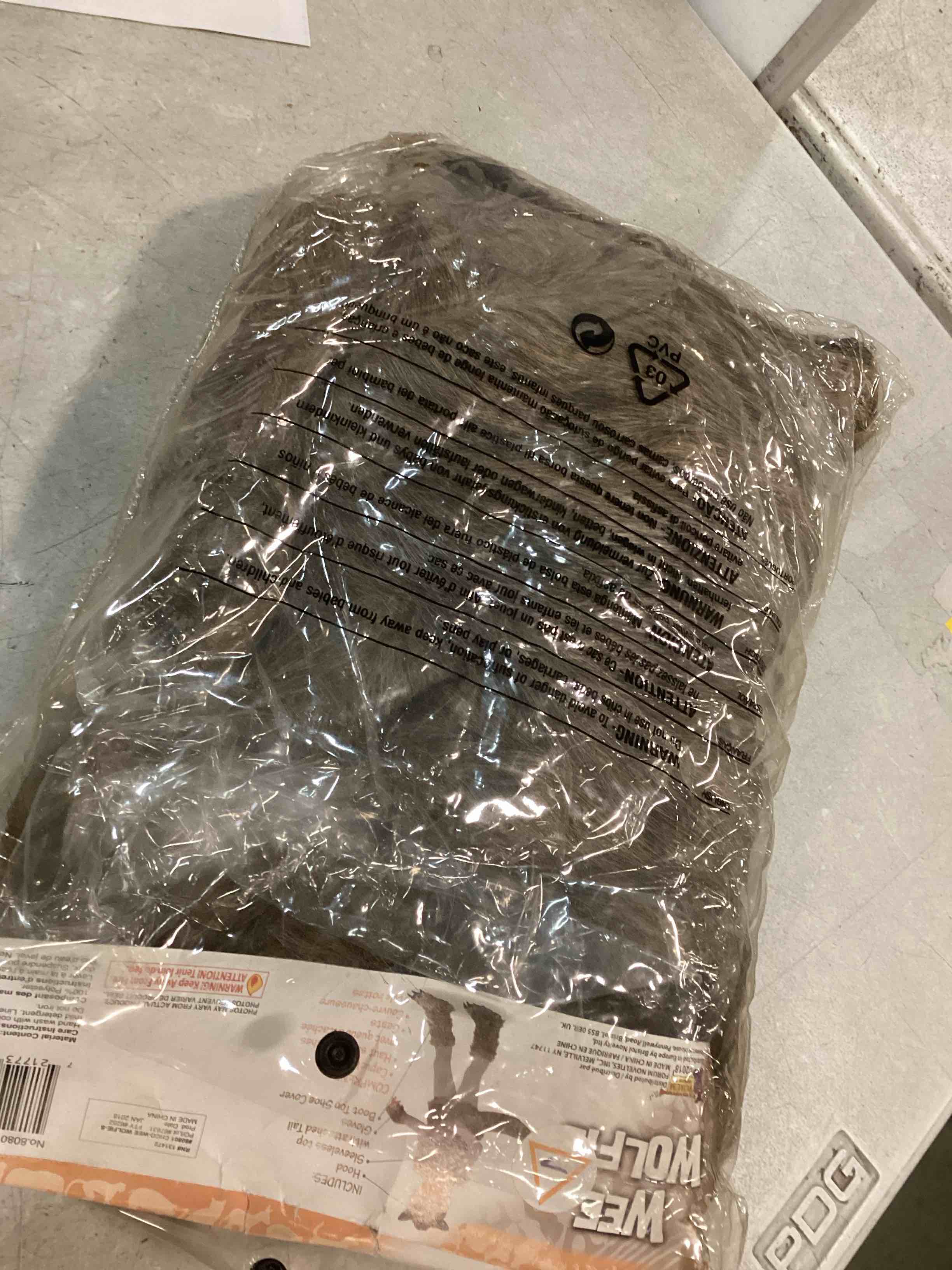 https://s3.amazonaws.com/lotting-images-prod/bidfta/PPE1571010_1734378847389.jpeg