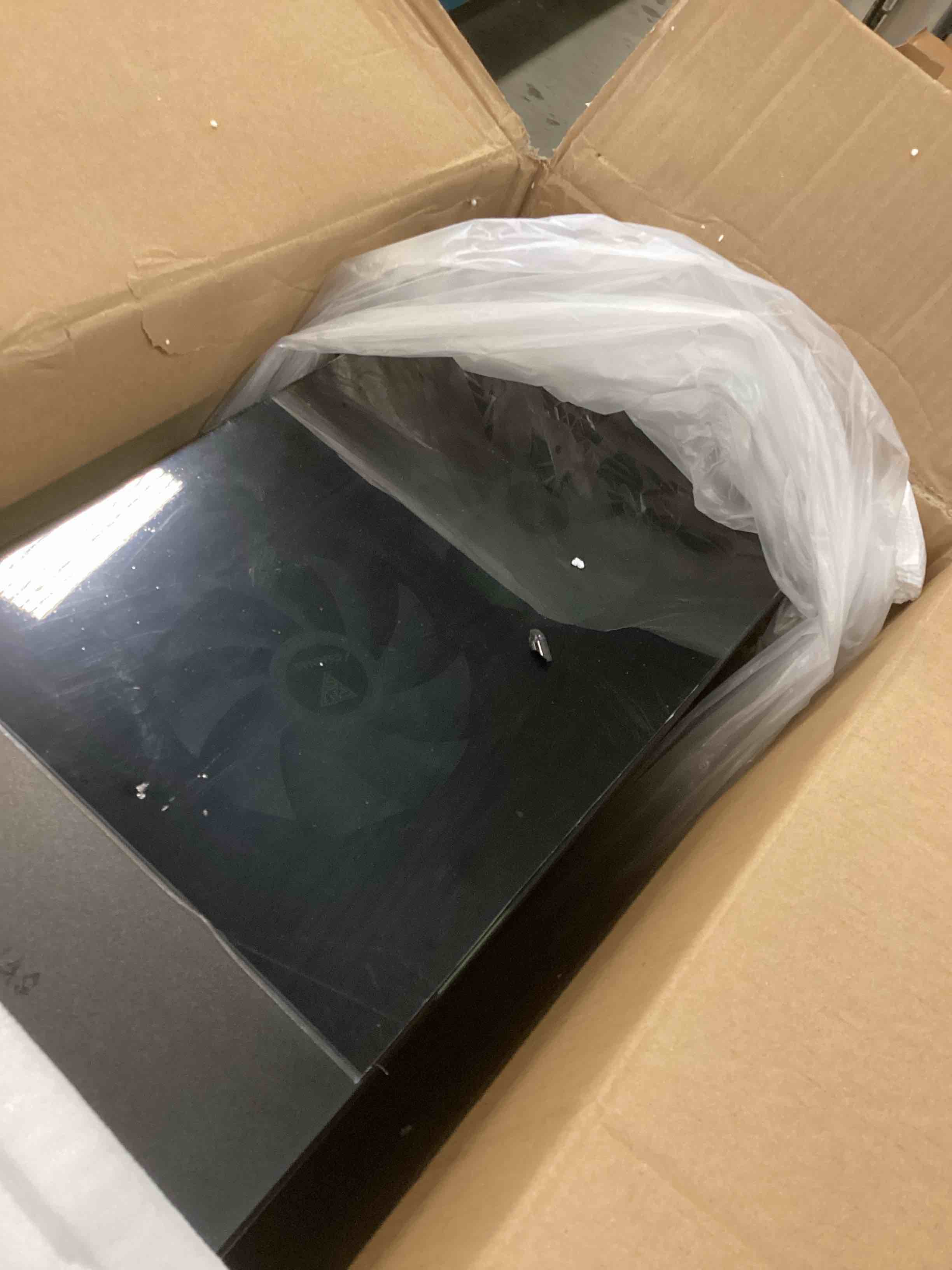 https://s3.amazonaws.com/lotting-images-prod/bidfta/PPE1571207_1734464392977.jpeg