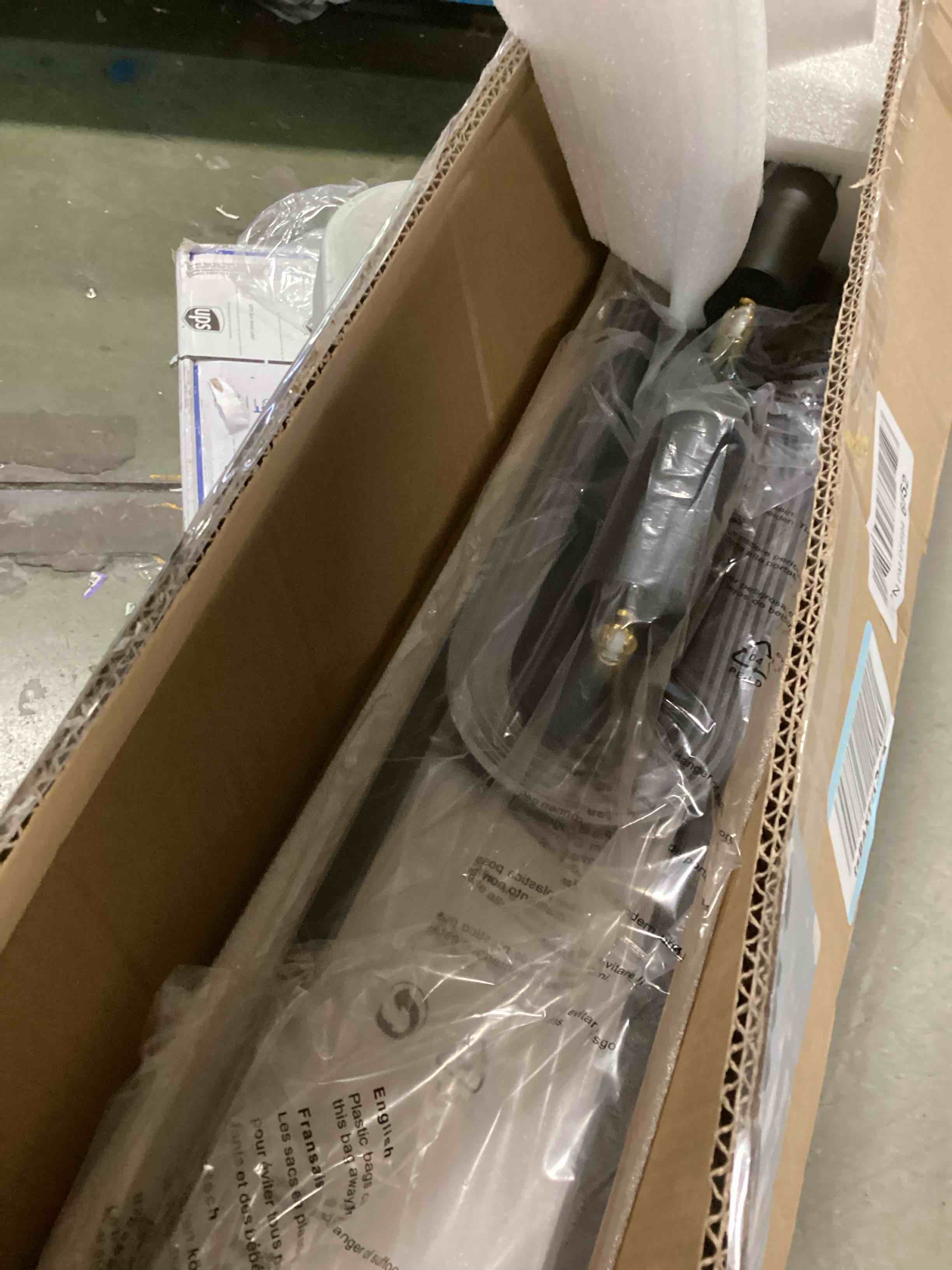 https://s3.amazonaws.com/lotting-images-prod/bidfta/PPE1571710_1734636708518.jpeg