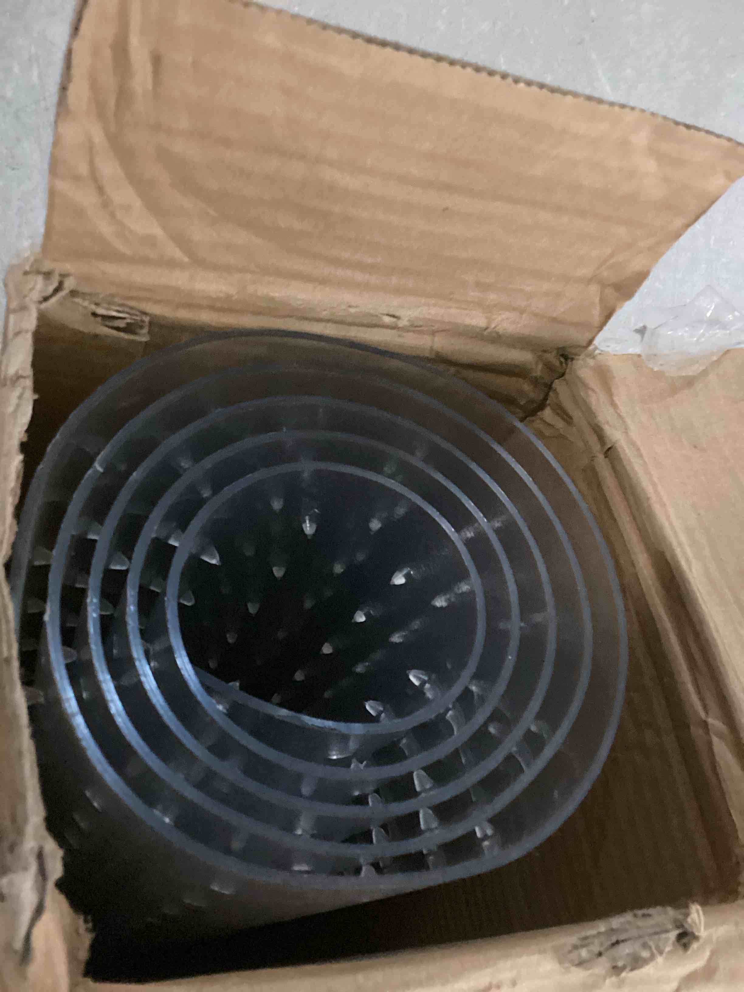 Condition photo showing Good Condition for Office Chair Mat for Carpet, Clear Computer Chair Mat for Low Pile Carpet, Sturdy Carpet Protector Mat for Office Chair 60"x46"