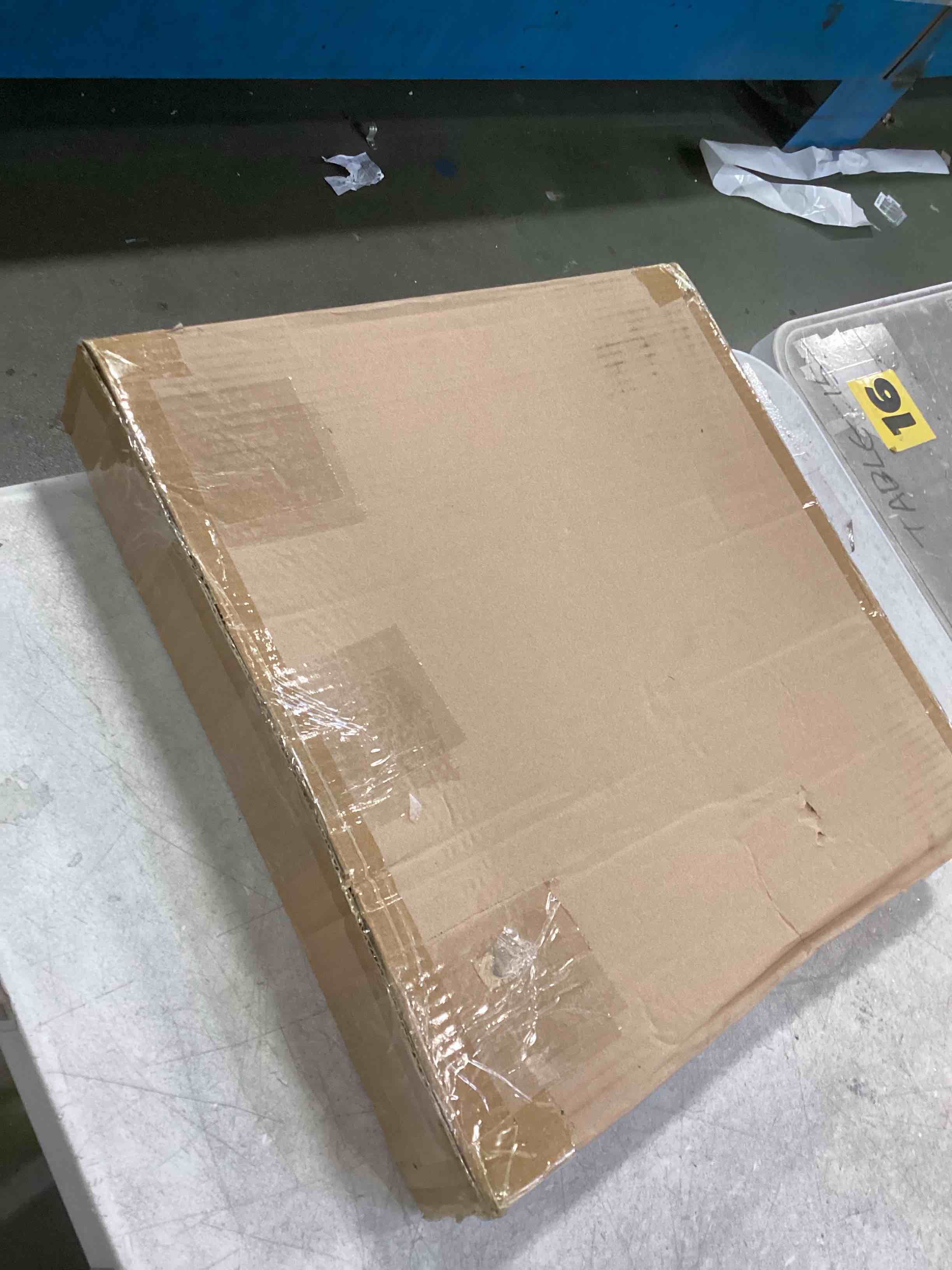 https://s3.amazonaws.com/lotting-images-prod/bidfta/PPE1572075_1734975093136.jpeg