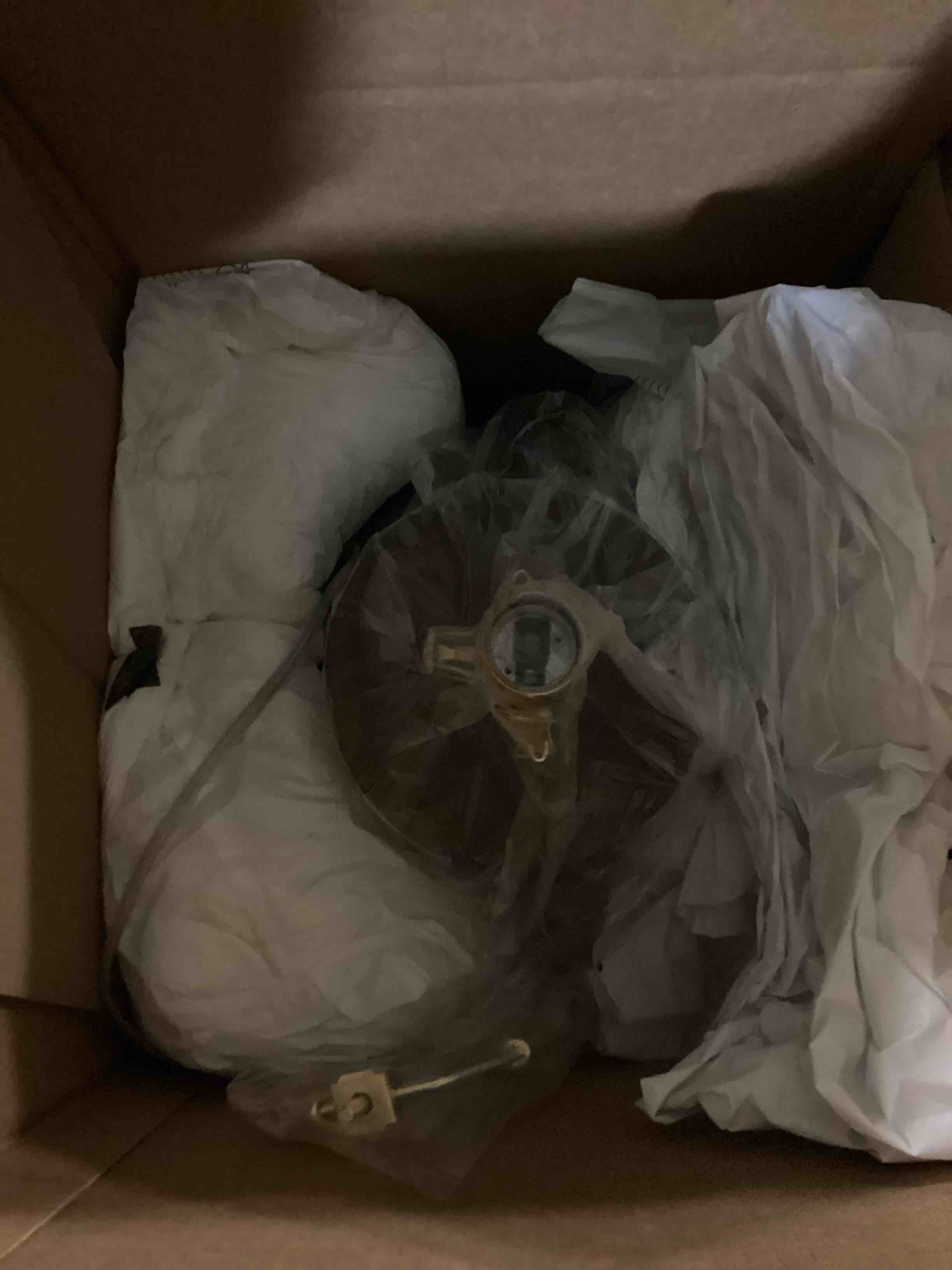 https://s3.amazonaws.com/lotting-images-prod/bidfta/PPE1572220_1735014471664.jpeg