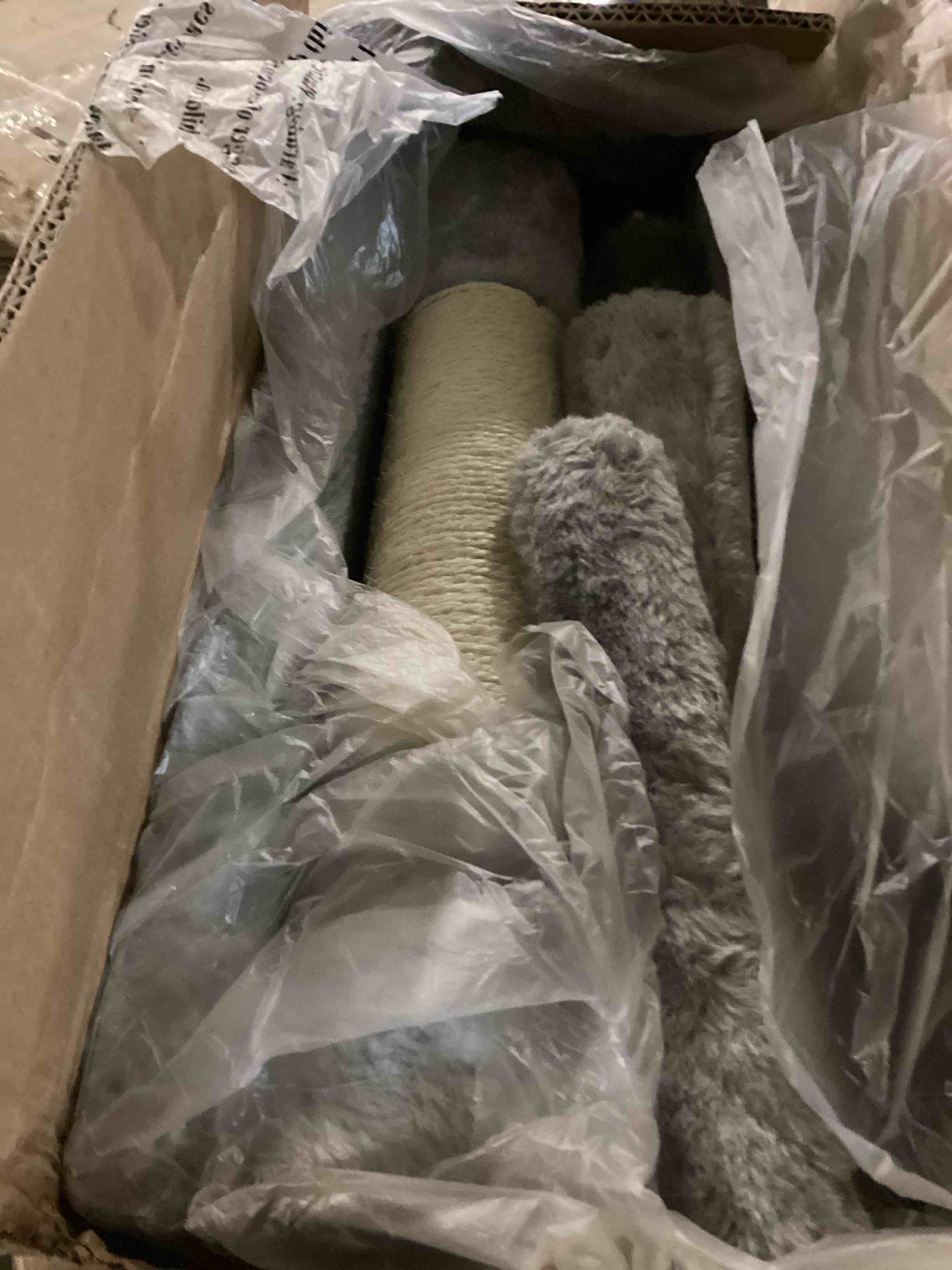 https://s3.amazonaws.com/lotting-images-prod/bidfta/PPE1572221_1735014728949.jpeg
