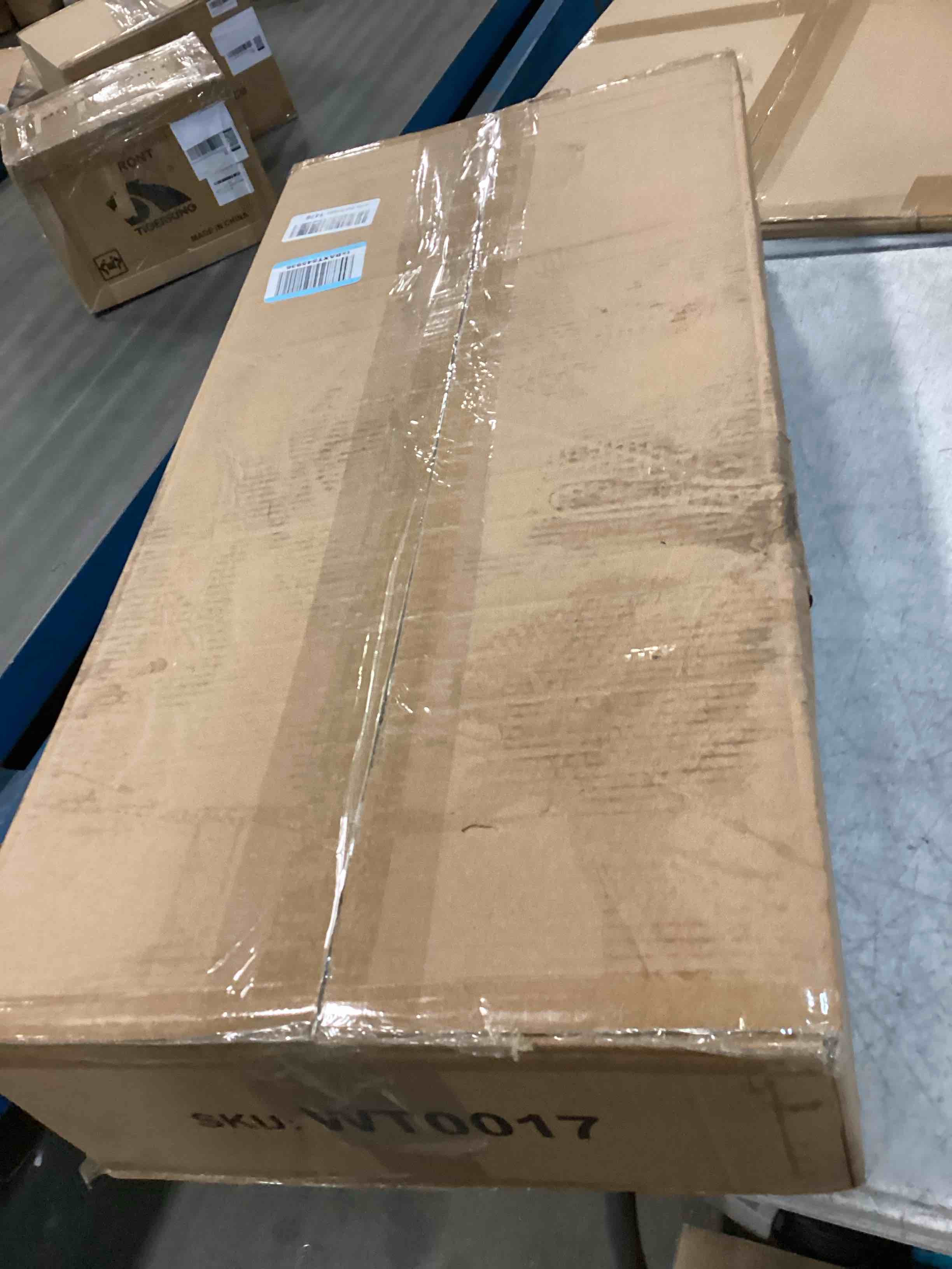https://s3.amazonaws.com/lotting-images-prod/bidfta/PPE1572333_1735183253733.jpeg
