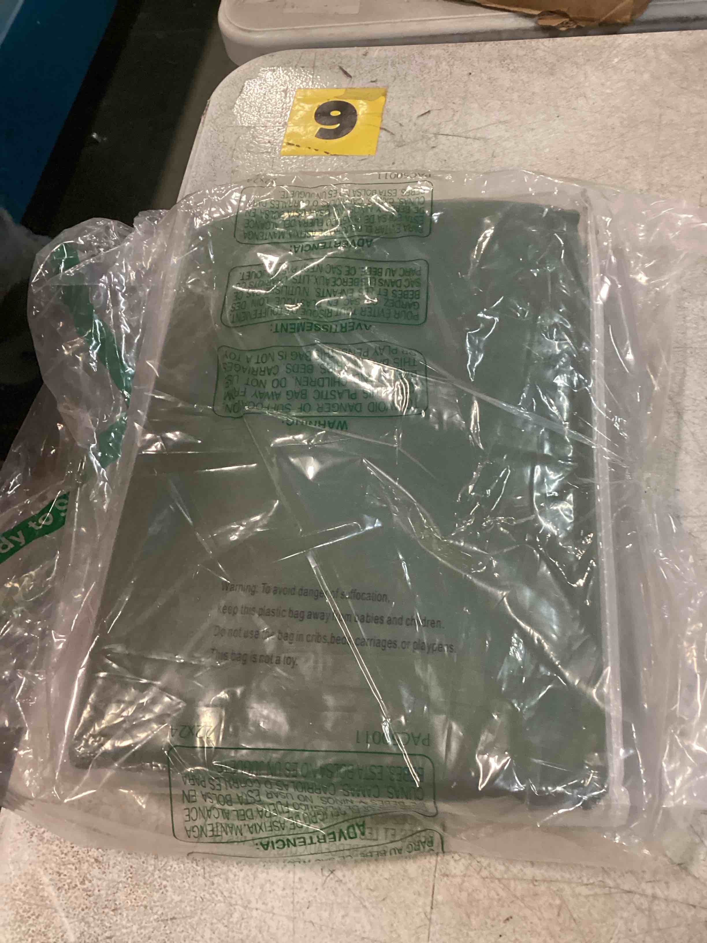 https://s3.amazonaws.com/lotting-images-prod/bidfta/PPE1572623_1735855582972.jpeg