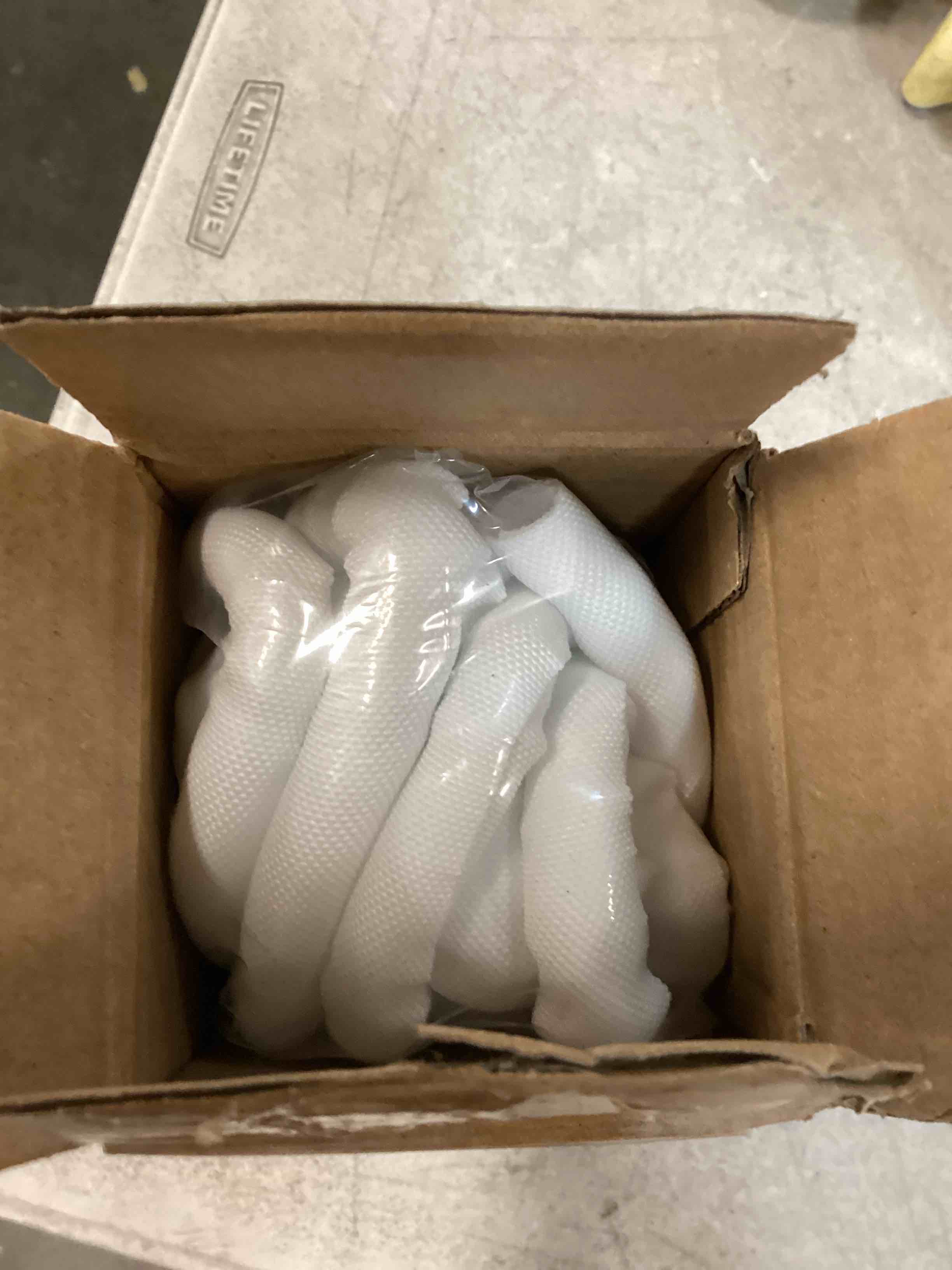 https://s3.amazonaws.com/lotting-images-prod/bidfta/PPE1572911_1735961906640.jpeg