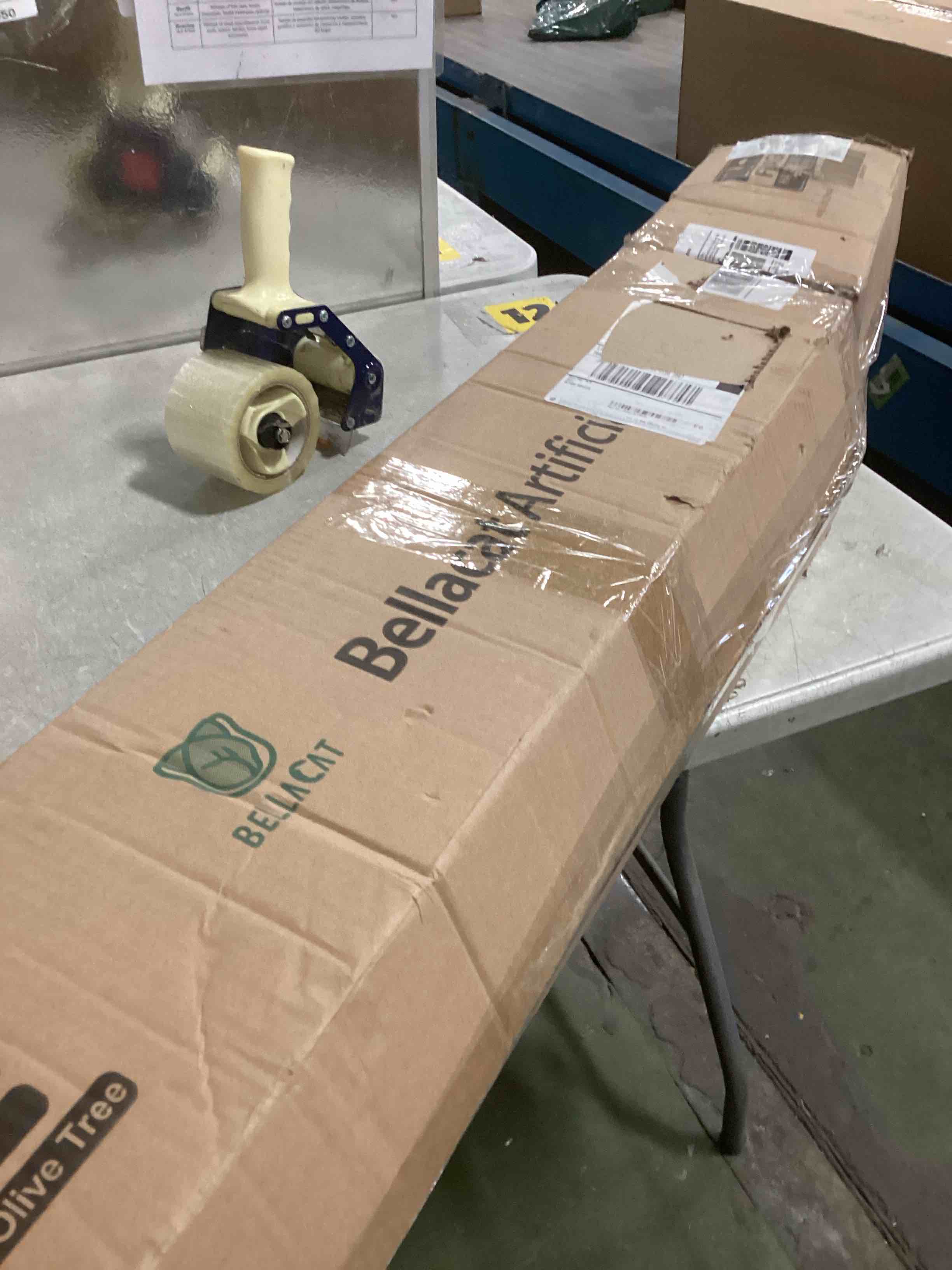https://s3.amazonaws.com/lotting-images-prod/bidfta/PPE1573862_1738244436712.jpeg
