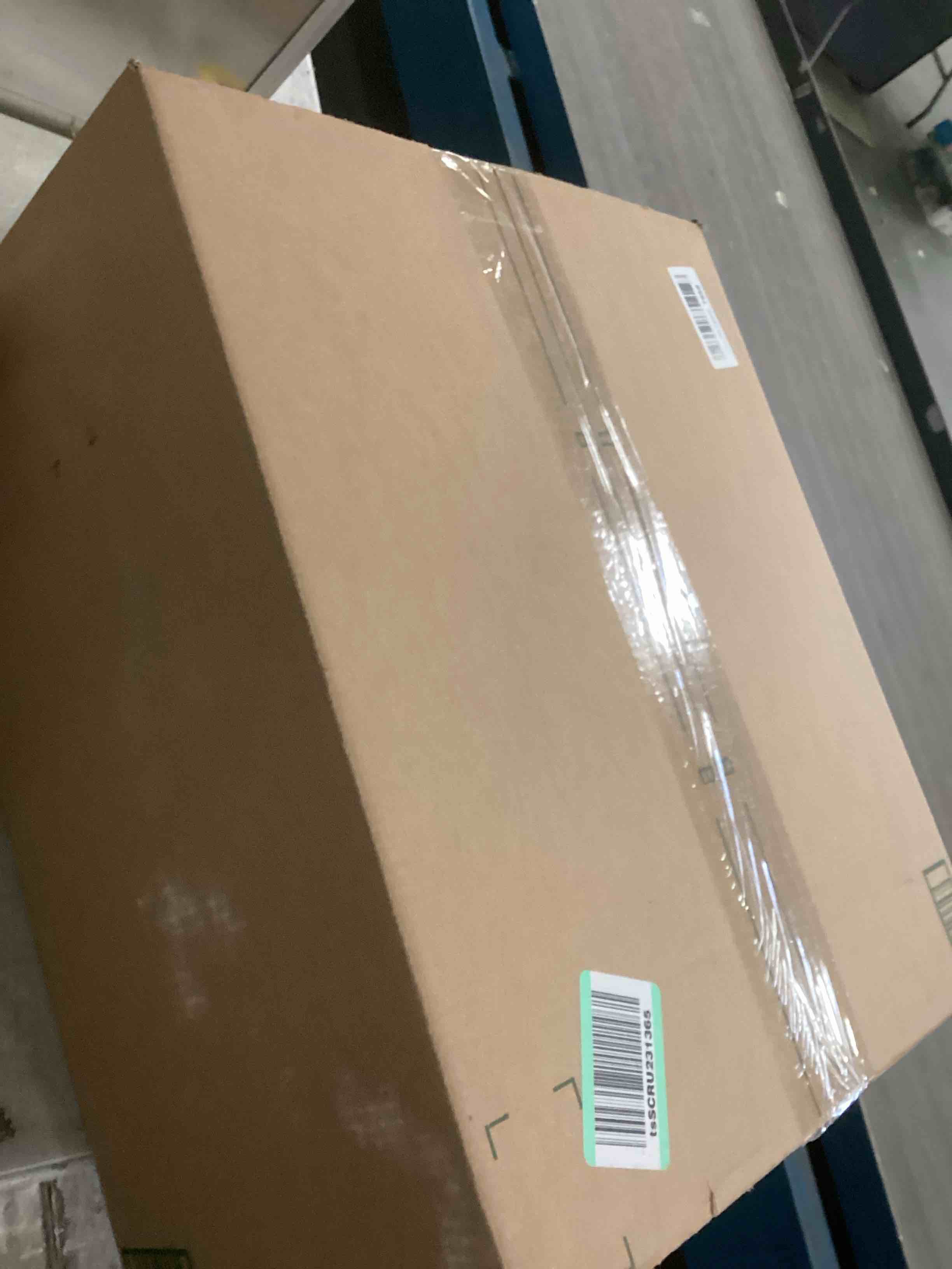 https://s3.amazonaws.com/lotting-images-prod/bidfta/PPE1573903_1738247531439.jpeg