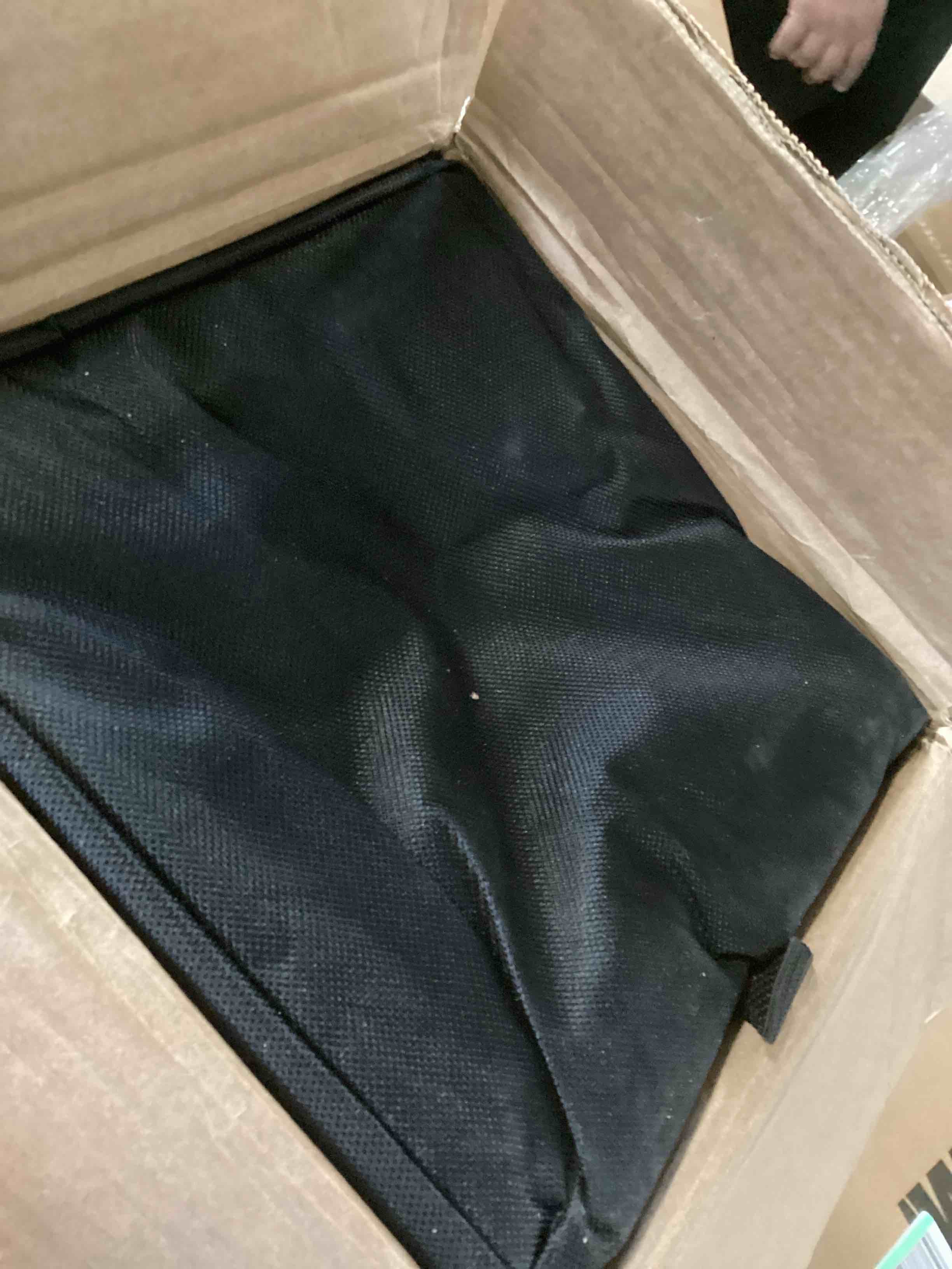 https://s3.amazonaws.com/lotting-images-prod/bidfta/PPE1574521_1738611250271.jpeg