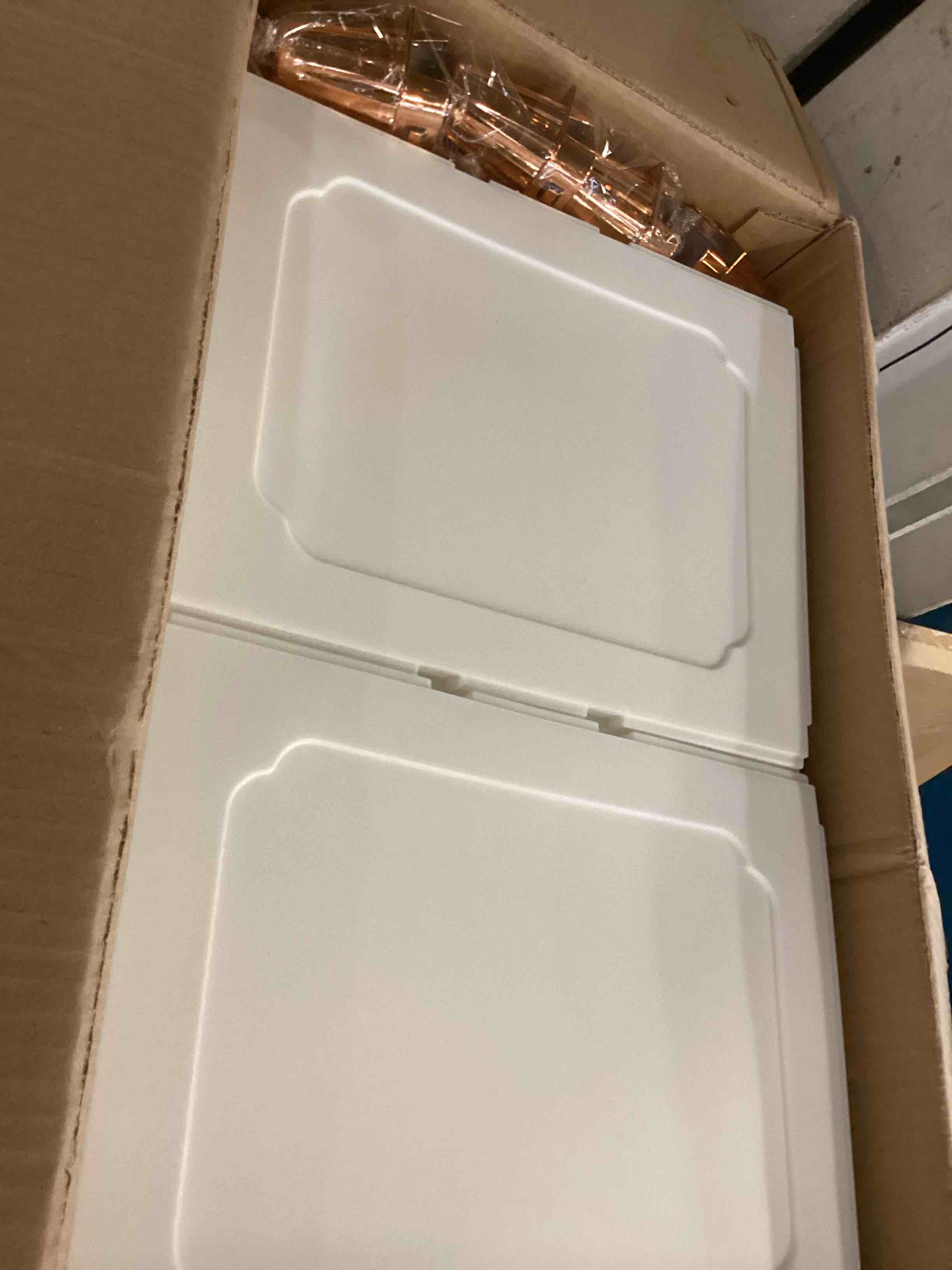 https://s3.amazonaws.com/lotting-images-prod/bidfta/PPE1574570_1738616532080.jpeg