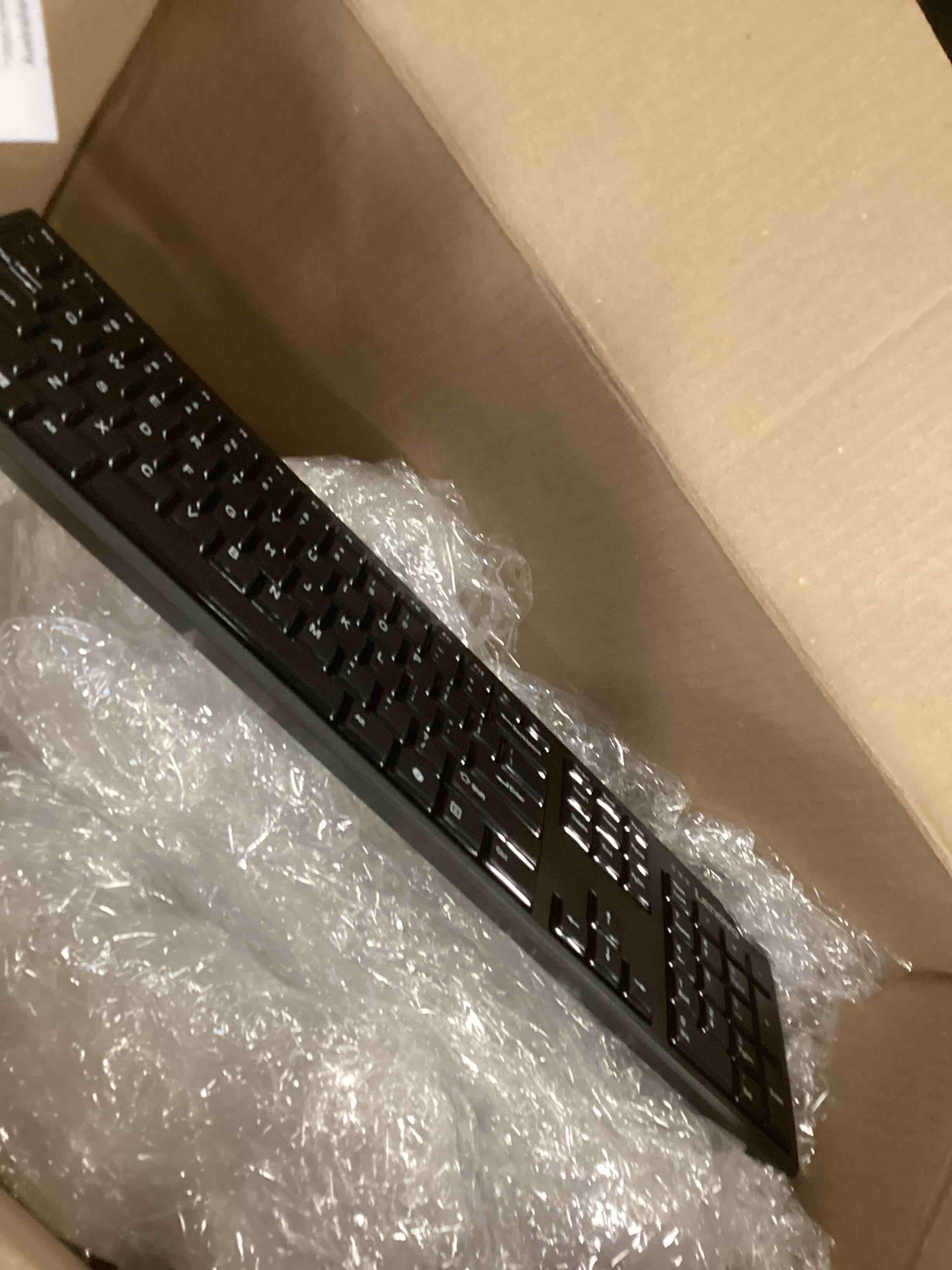 https://s3.amazonaws.com/lotting-images-prod/bidfta/PPE1574992_1738772228158.jpeg