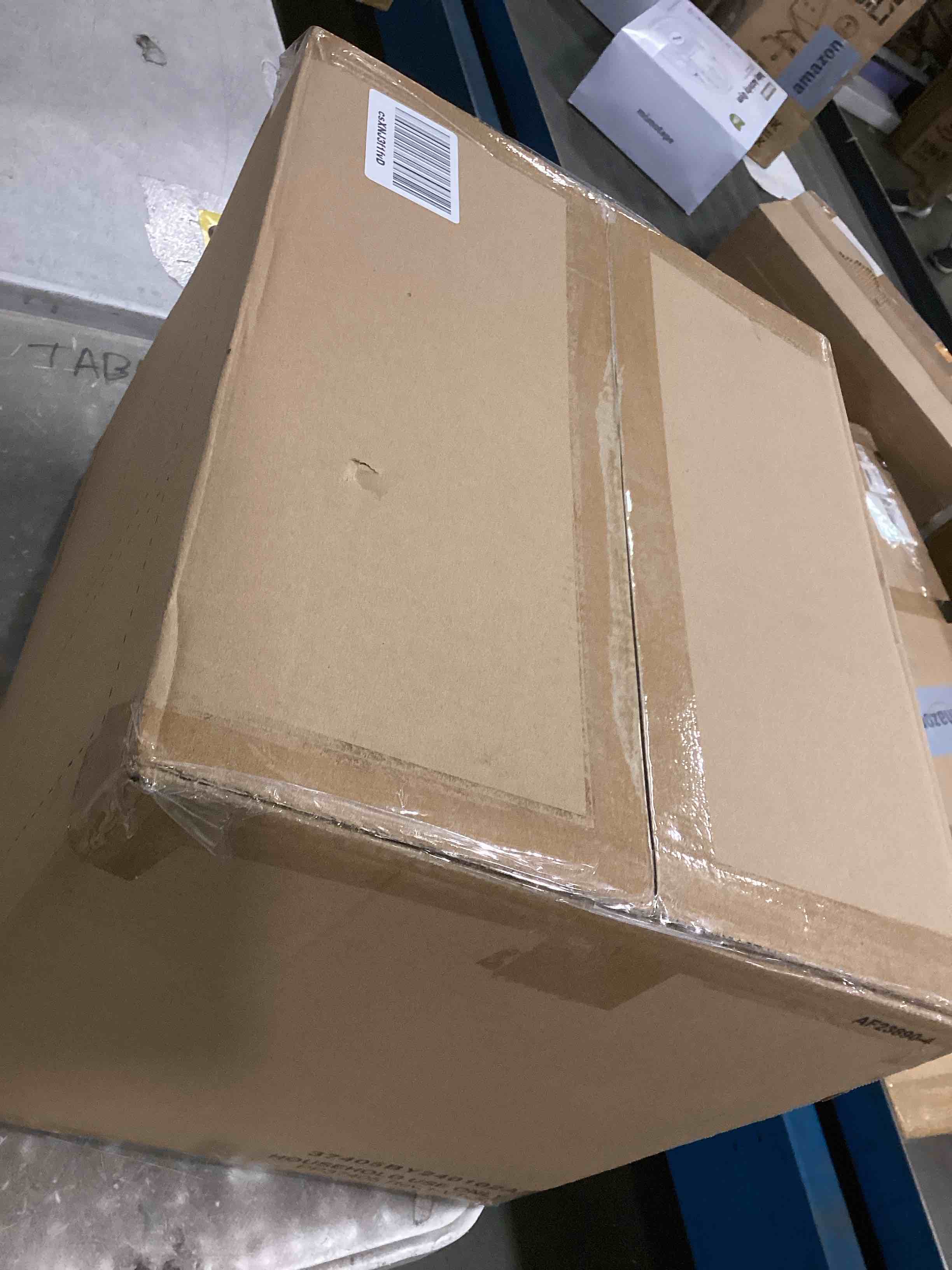 https://s3.amazonaws.com/lotting-images-prod/bidfta/PPE1575132_1738784813840.jpeg