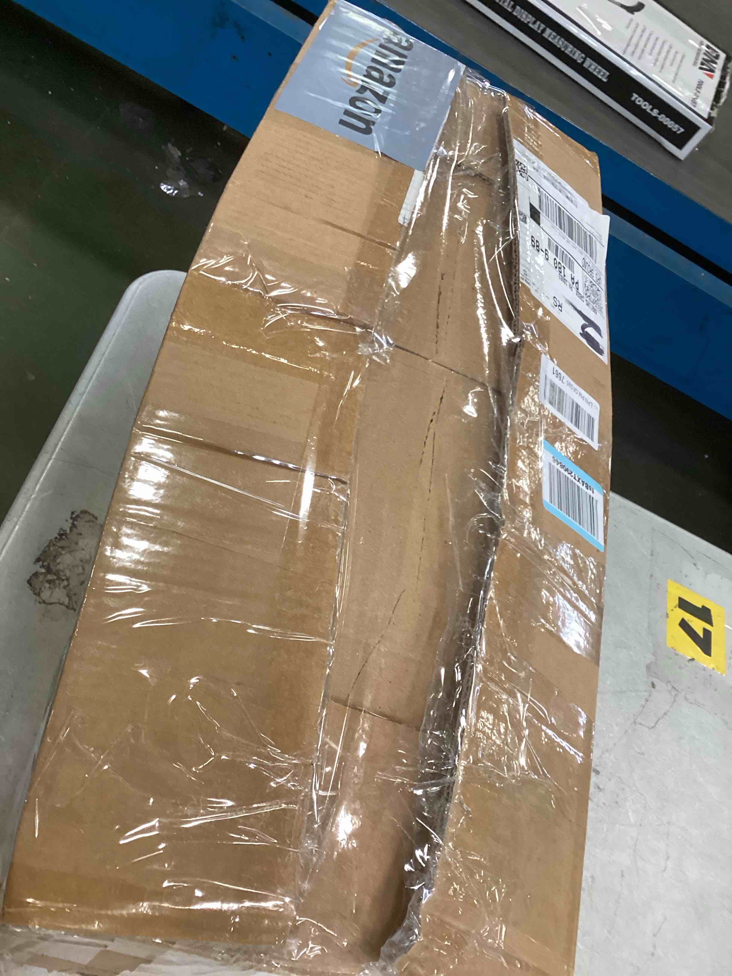 https://s3.amazonaws.com/lotting-images-prod/bidfta/PPE1575301_1738862752908.jpeg