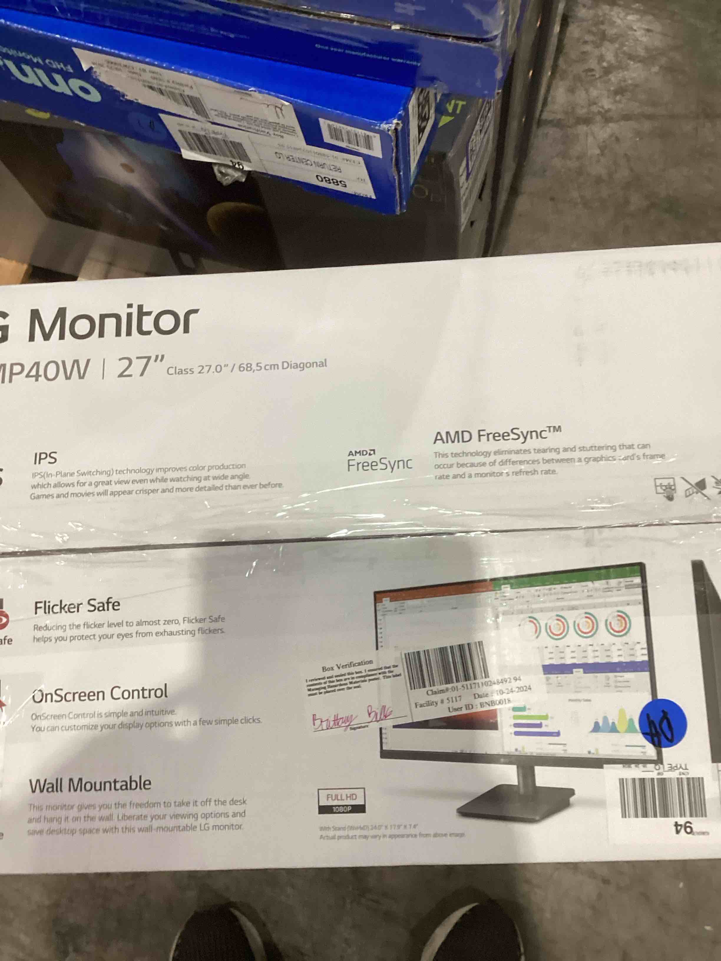 LG monitor
