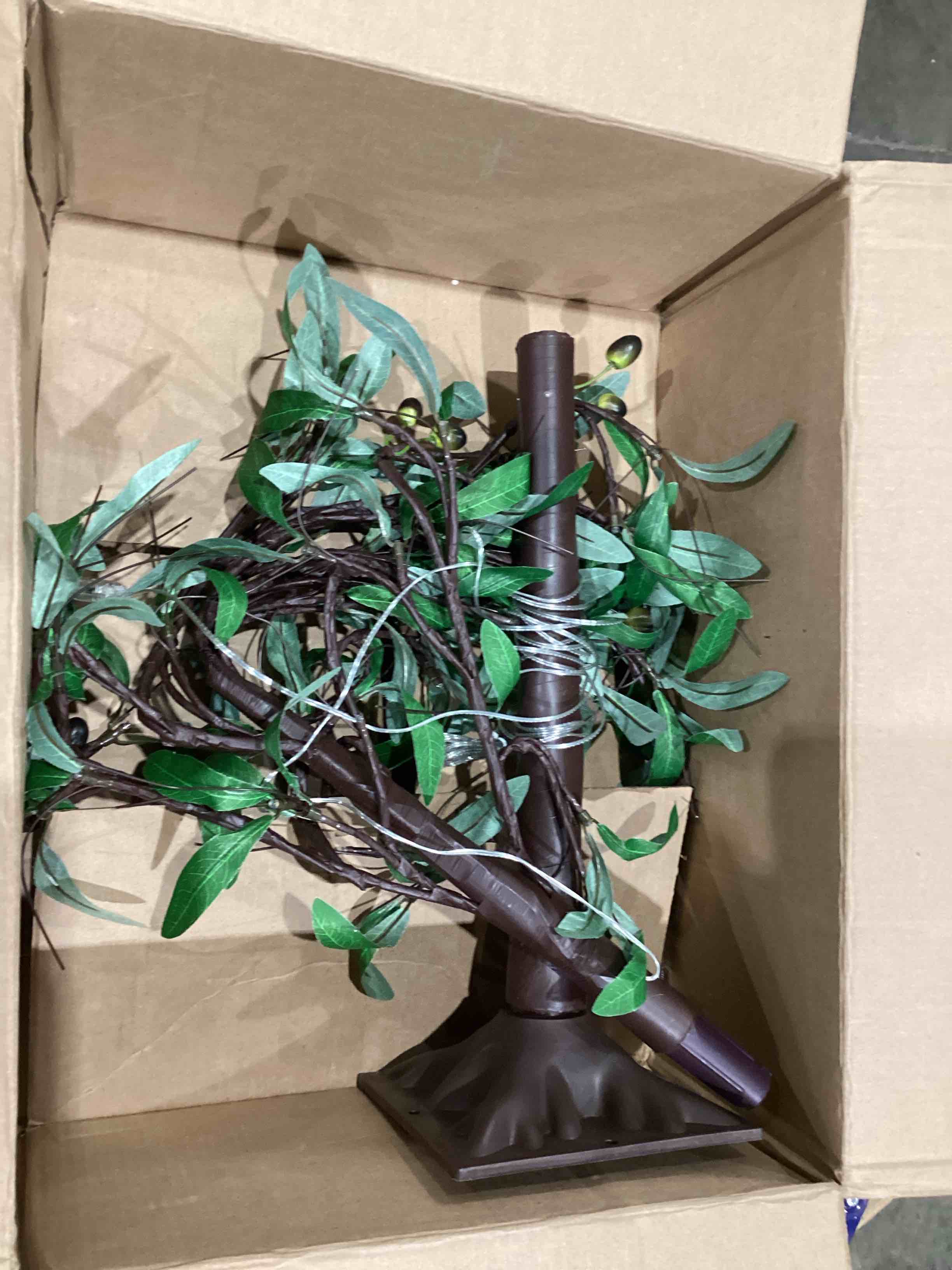 eucalyptus plastic decorations 