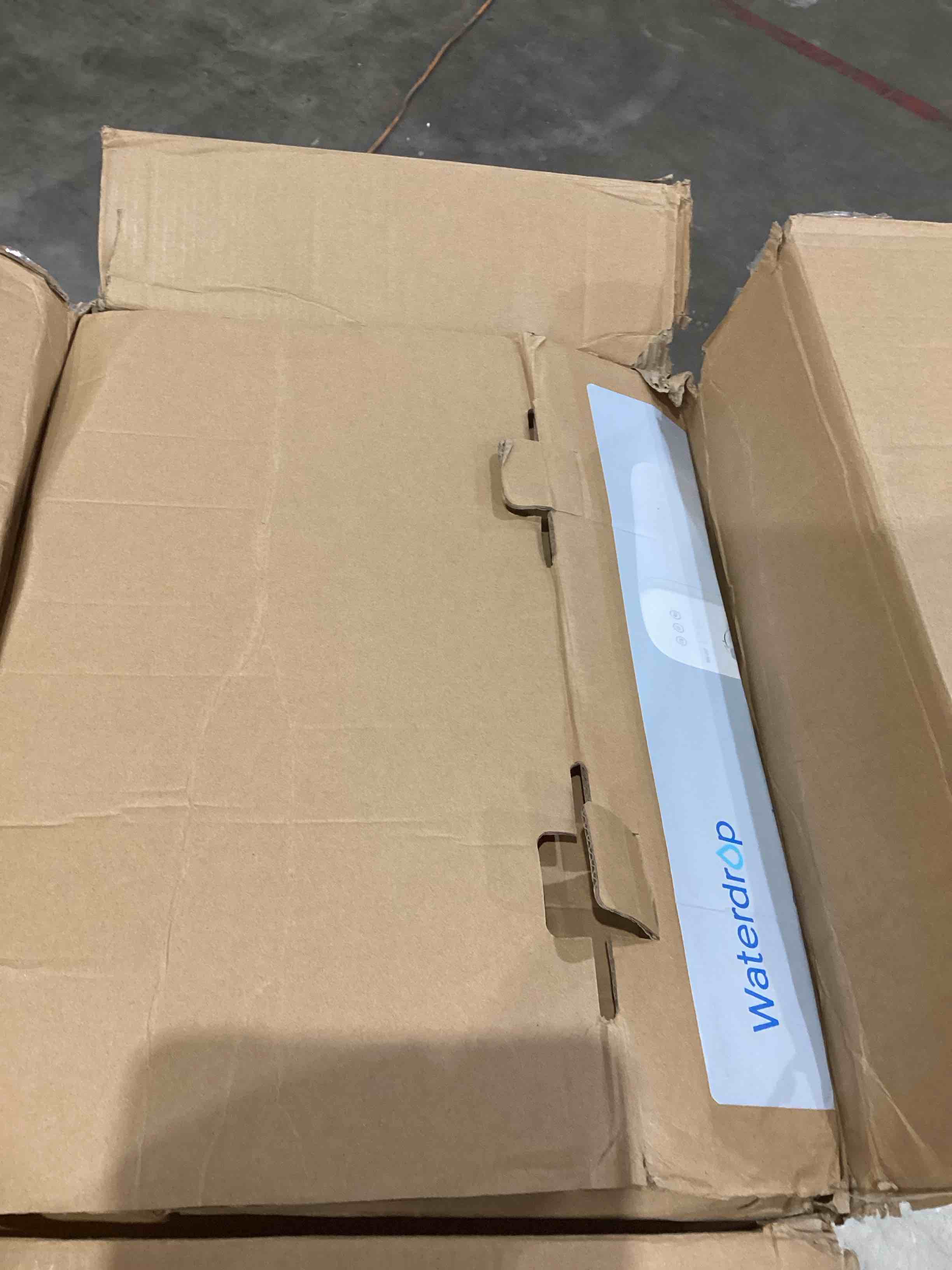https://s3.amazonaws.com/lotting-images-prod/bidfta/PPE1579075_1741968424807.jpeg