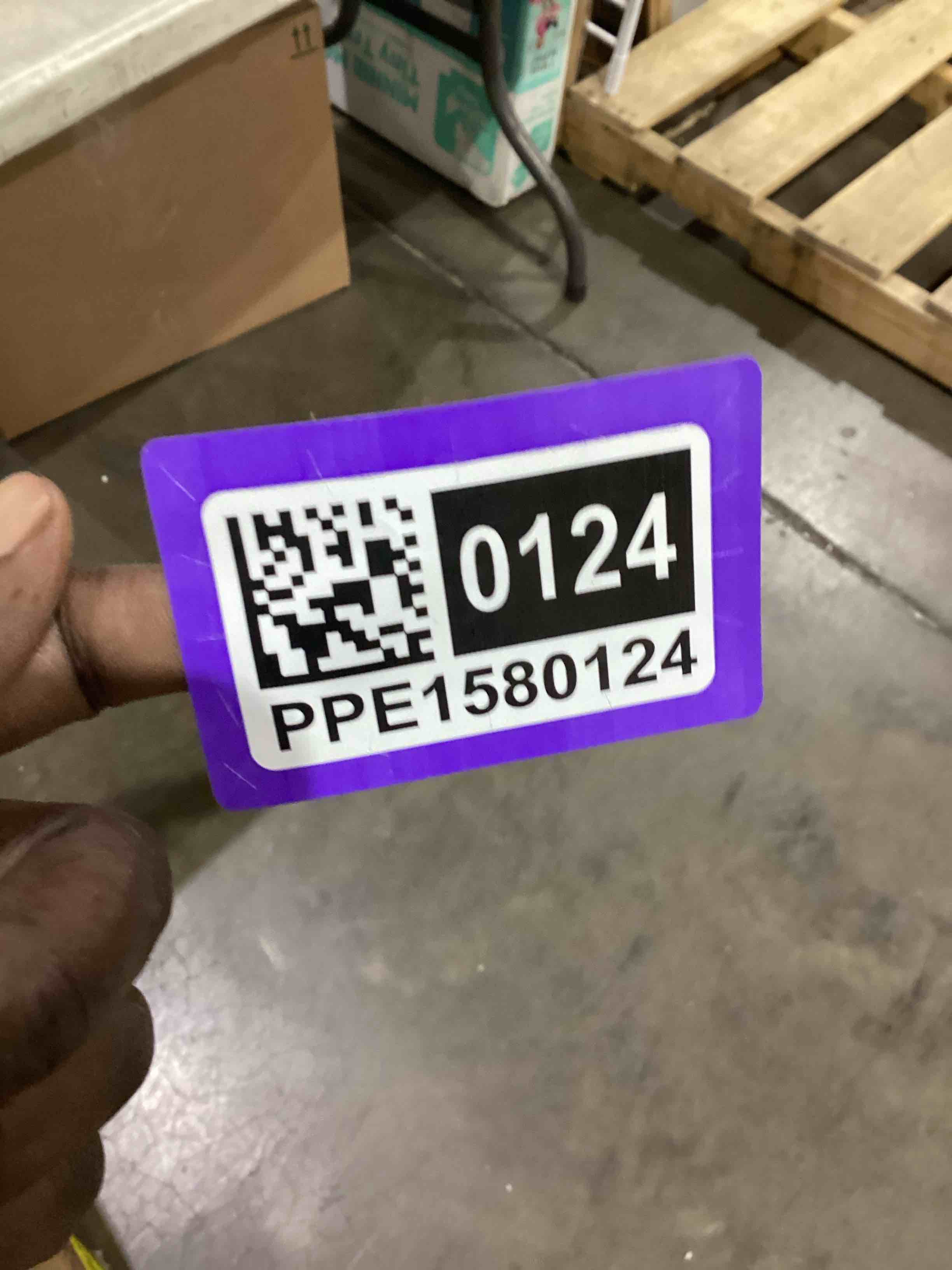 https://s3.amazonaws.com/lotting-images-prod/bidfta/PPE1580124_1744908451971.jpeg