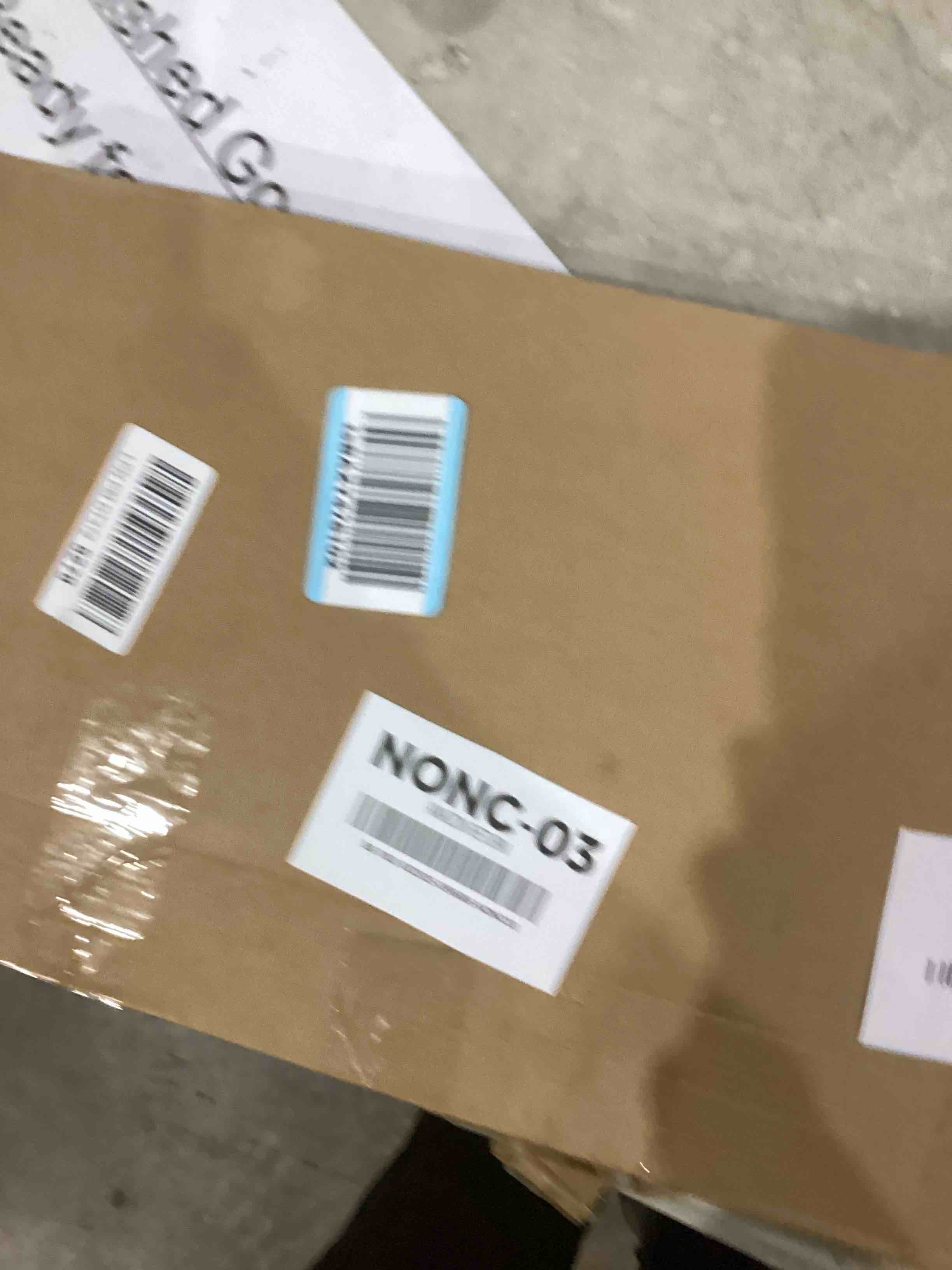 https://s3.amazonaws.com/lotting-images-prod/bidfta/PPE1581040_1746119775675.jpeg
