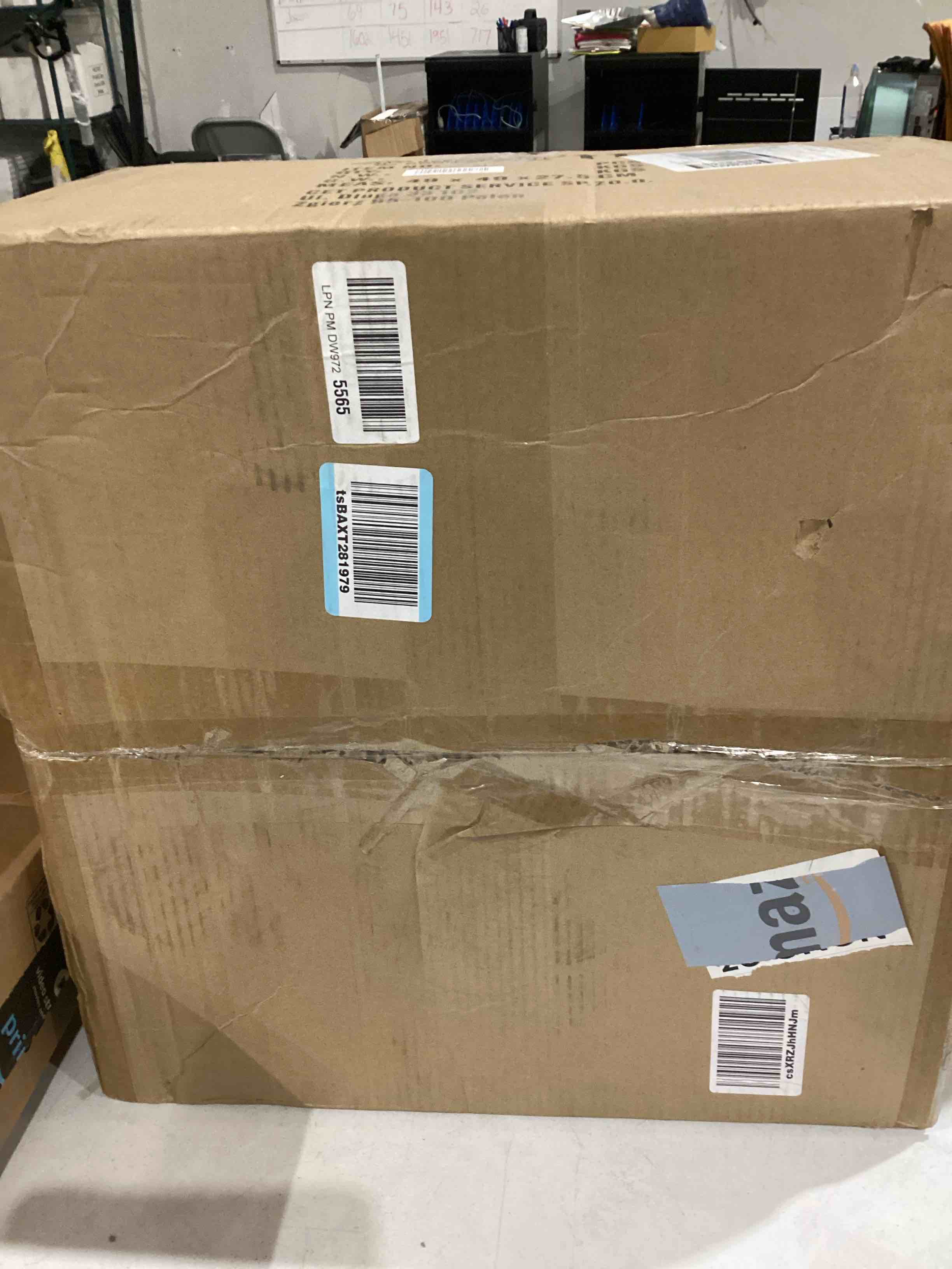 https://s3.amazonaws.com/lotting-images-prod/bidfta/PPE1581713_1746810125532.jpeg