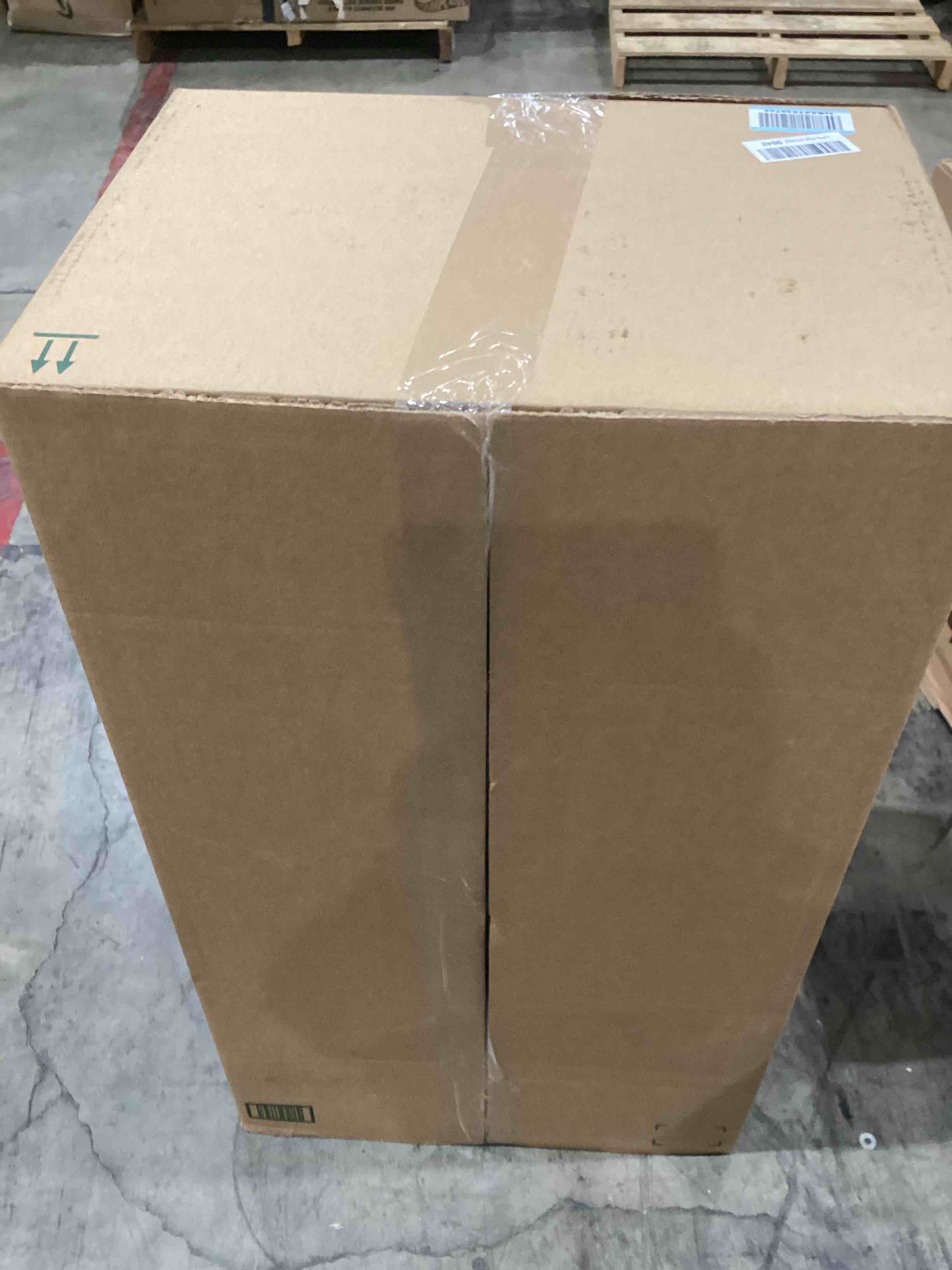 https://s3.amazonaws.com/lotting-images-prod/bidfta/PPE1582440_1745861954907.jpeg