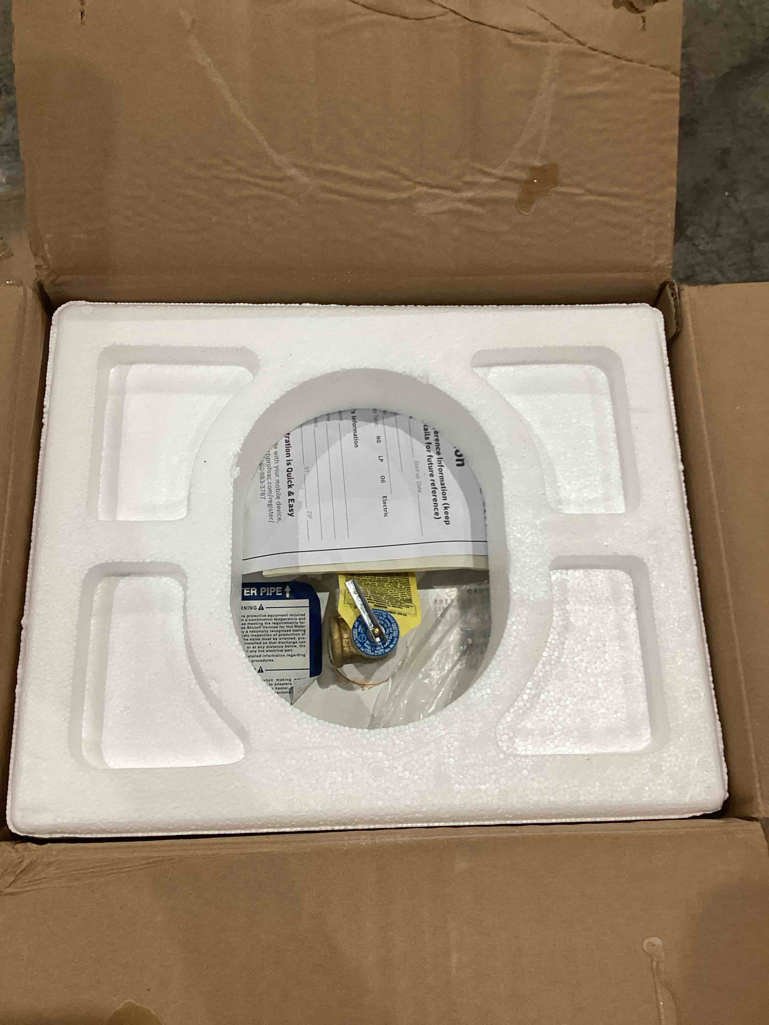 https://s3.amazonaws.com/lotting-images-prod/bidfta/PPE1582555_1745952803922.jpeg