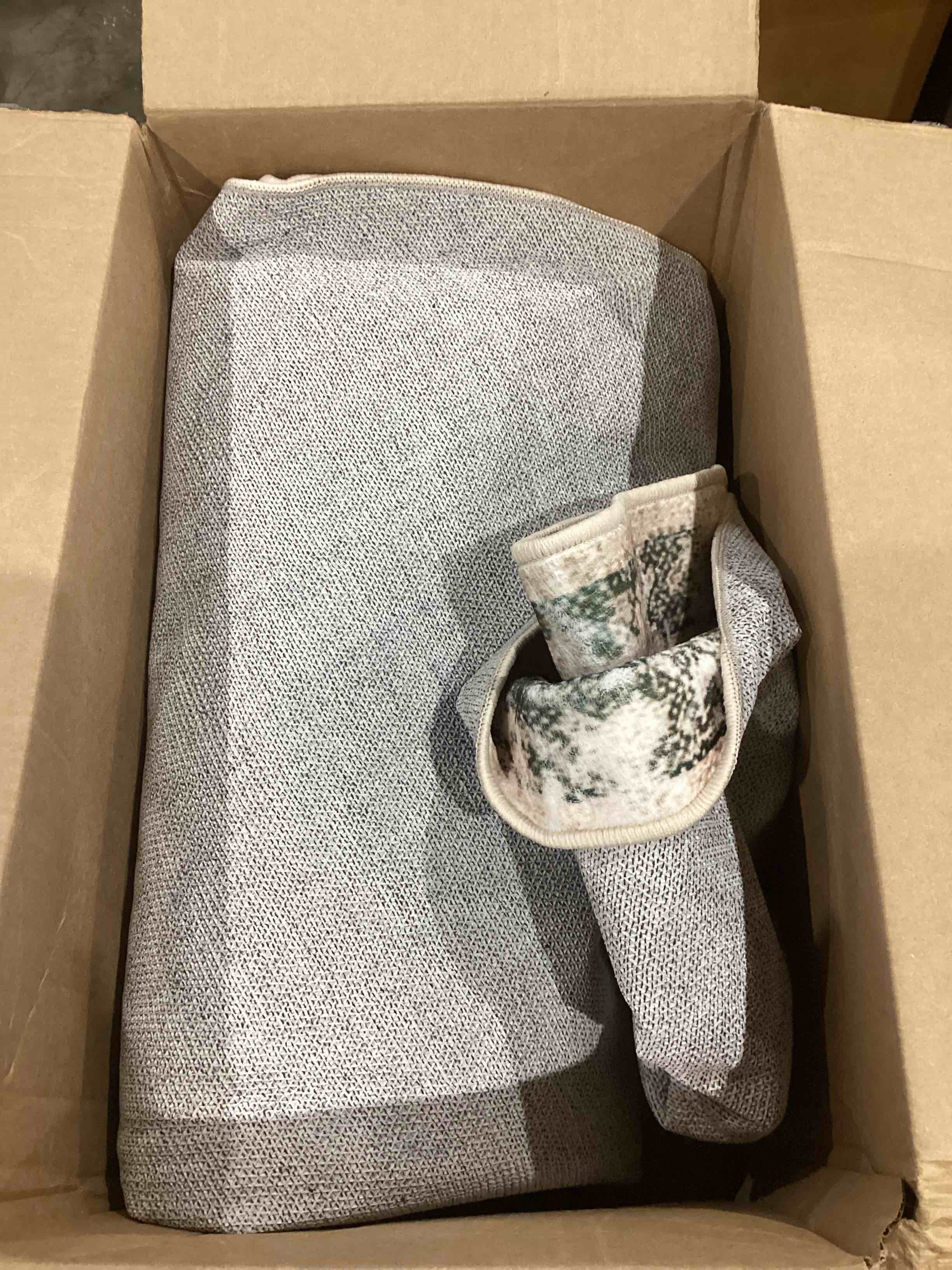 https://s3.amazonaws.com/lotting-images-prod/bidfta/PPE1582653_1746021137594.jpeg