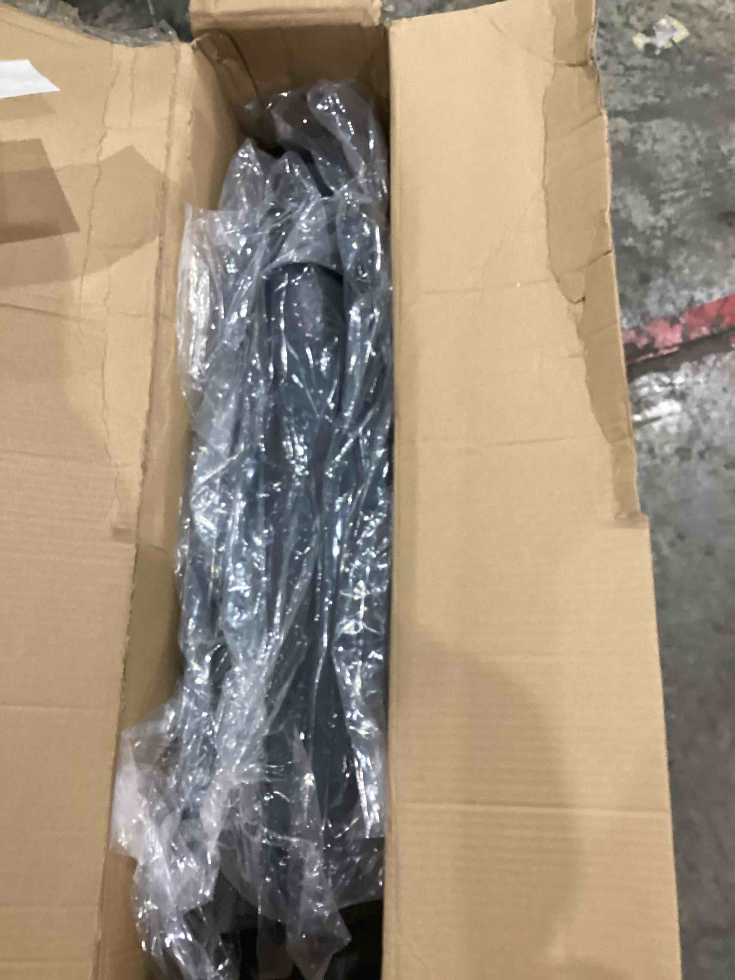 https://s3.amazonaws.com/lotting-images-prod/bidfta/PPE1582784_1746114738564.jpeg