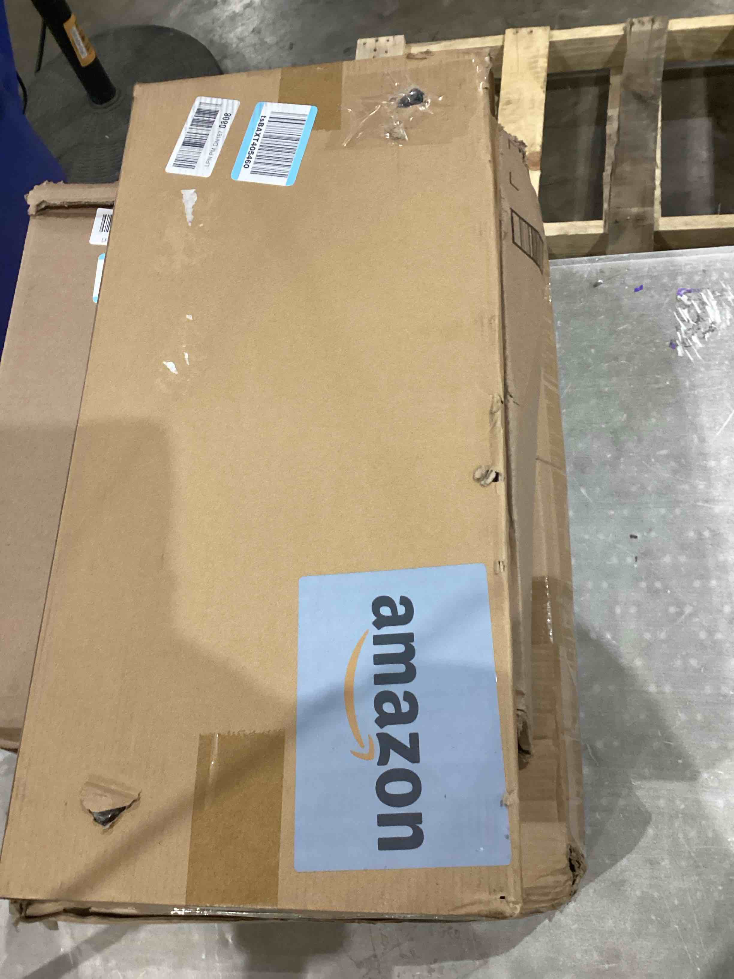 https://s3.amazonaws.com/lotting-images-prod/bidfta/PPE1582891_1746197810190.jpeg
