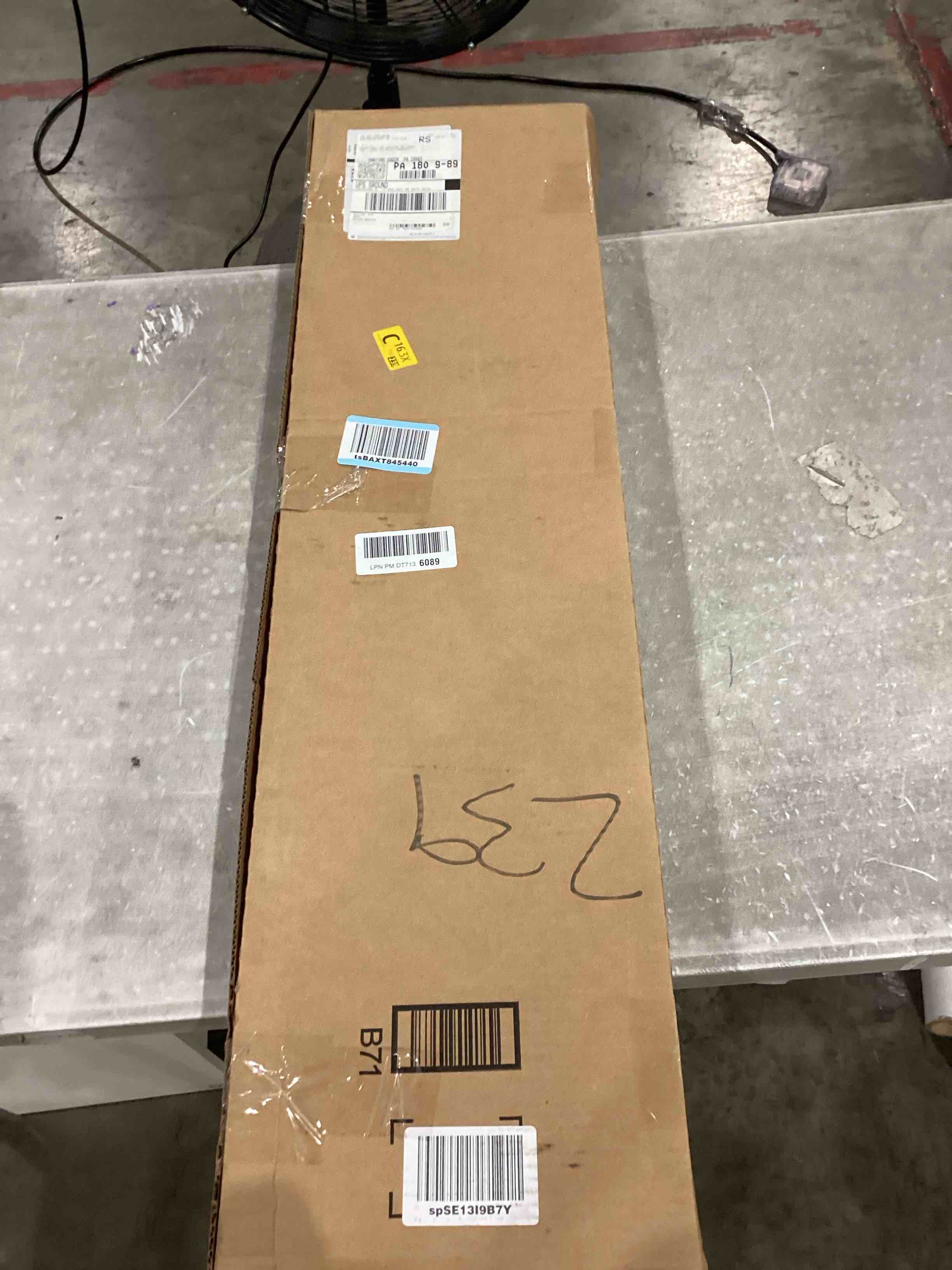 https://s3.amazonaws.com/lotting-images-prod/bidfta/PPE1583061_1746452977147.jpeg