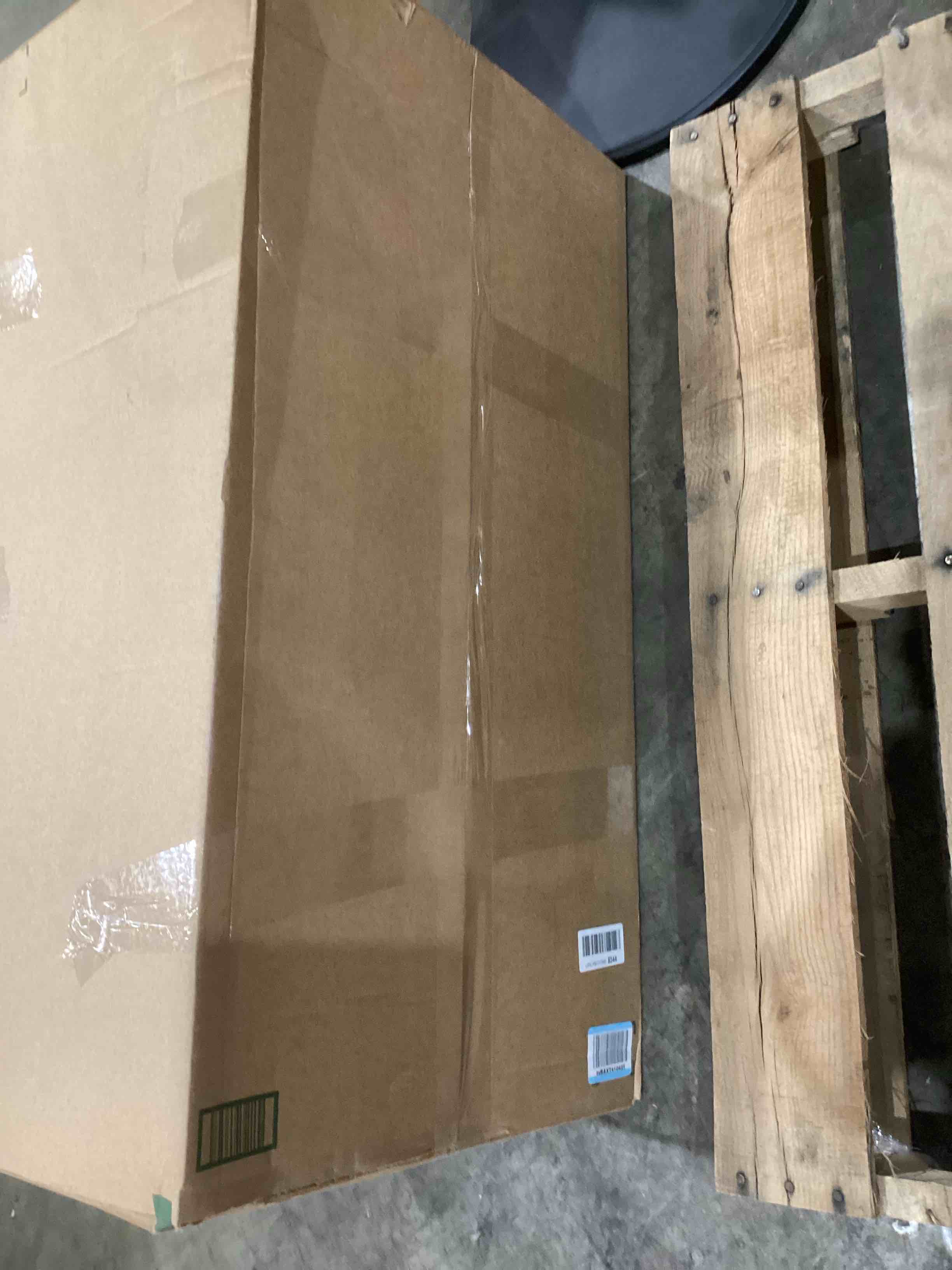 https://s3.amazonaws.com/lotting-images-prod/bidfta/PPE1583206_1746552954880.jpeg