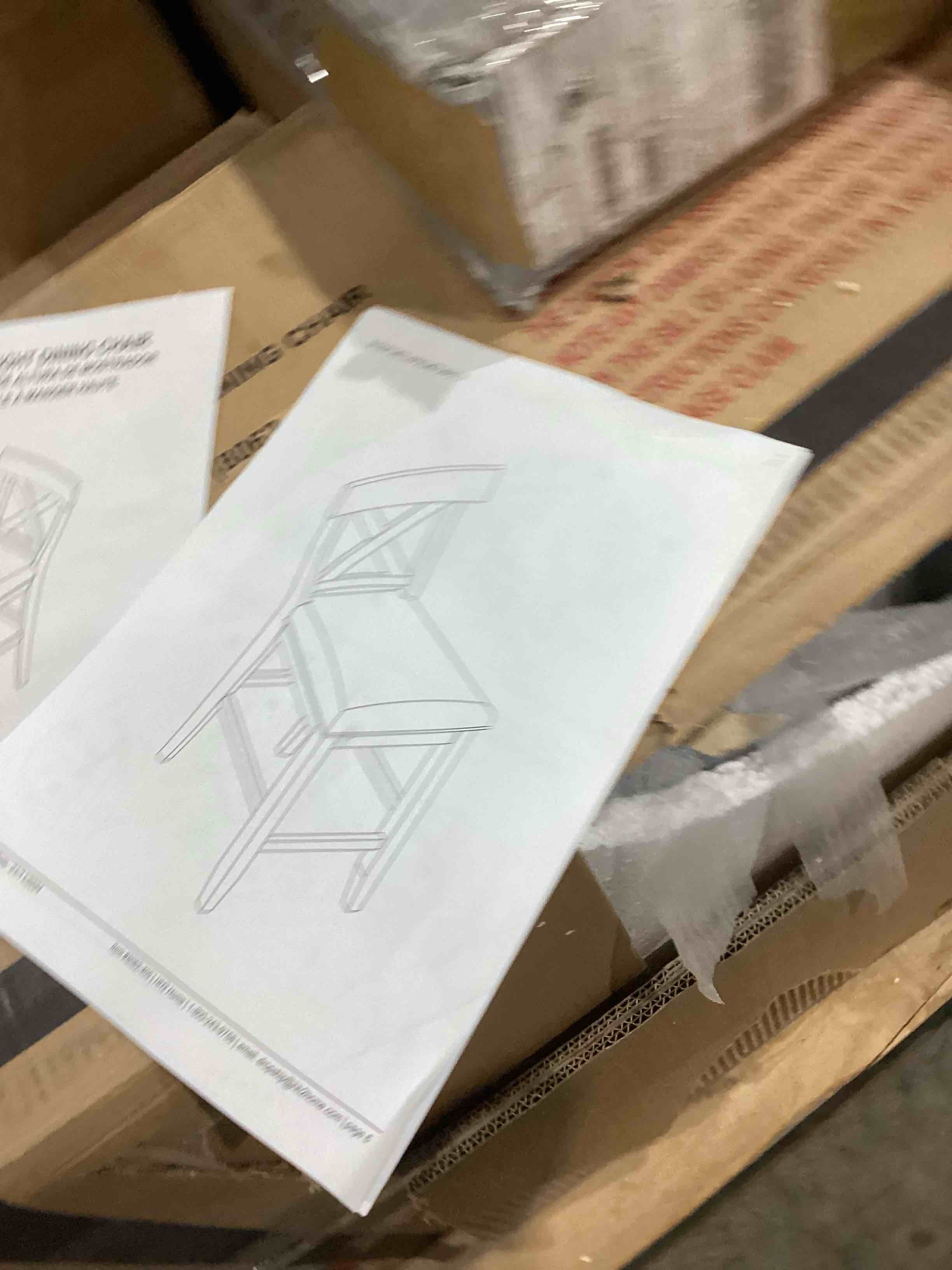https://s3.amazonaws.com/lotting-images-prod/bidfta/PPE1583829_1746707439615.jpeg