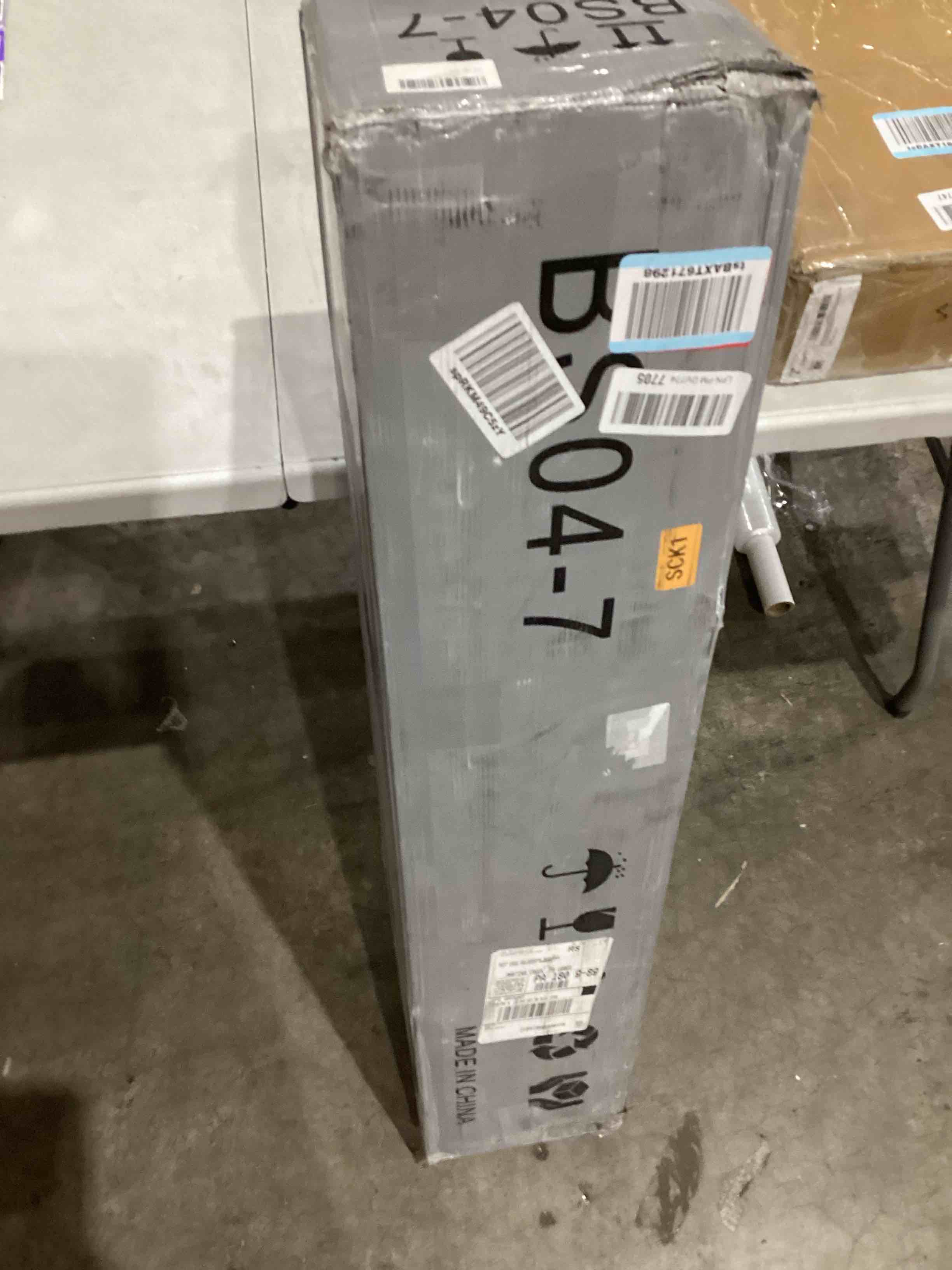 https://s3.amazonaws.com/lotting-images-prod/bidfta/PPE1584694_1747074286220.jpeg