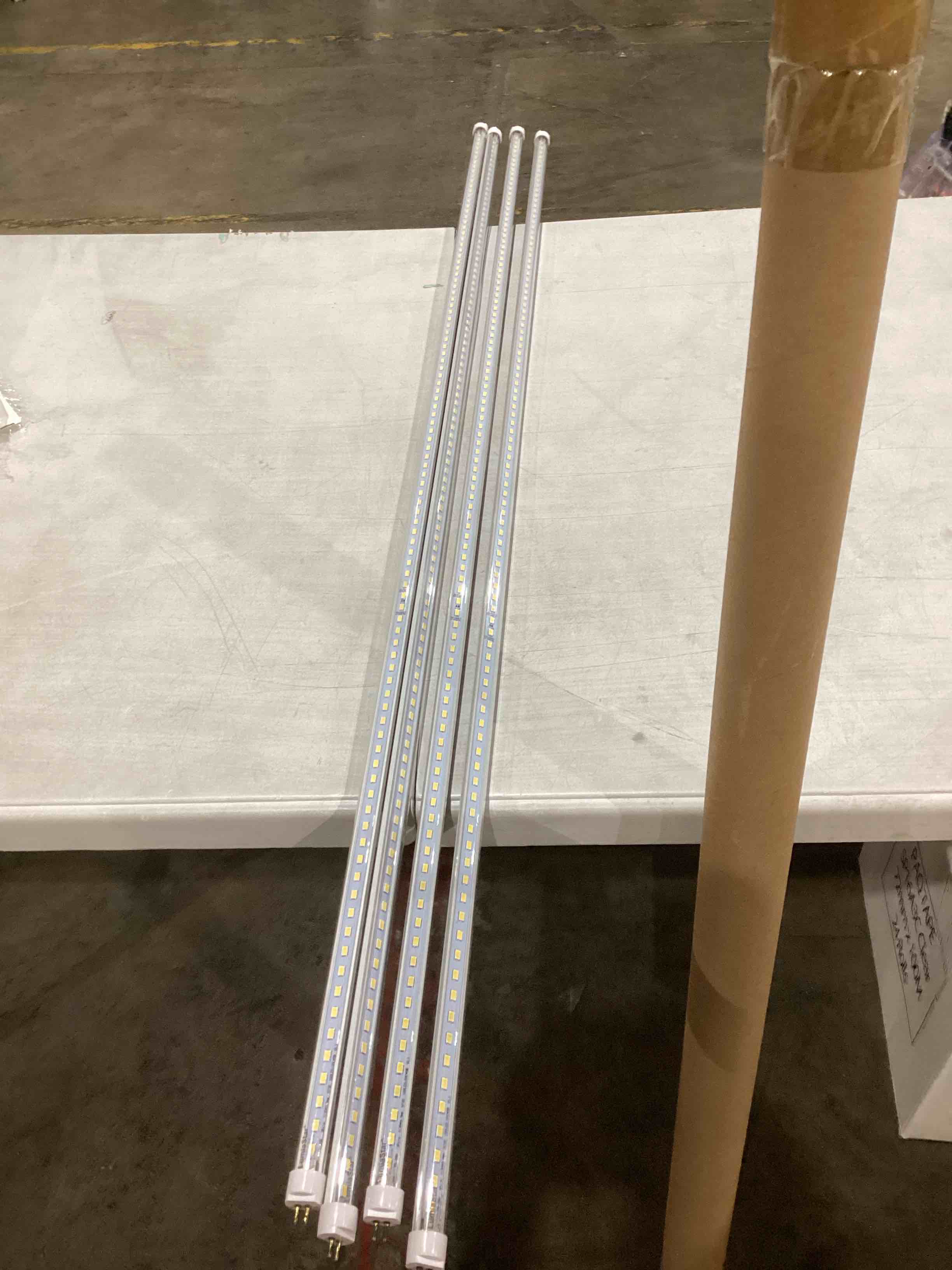 https://s3.amazonaws.com/lotting-images-prod/bidfta/PPE1586052_1745925151597.jpeg