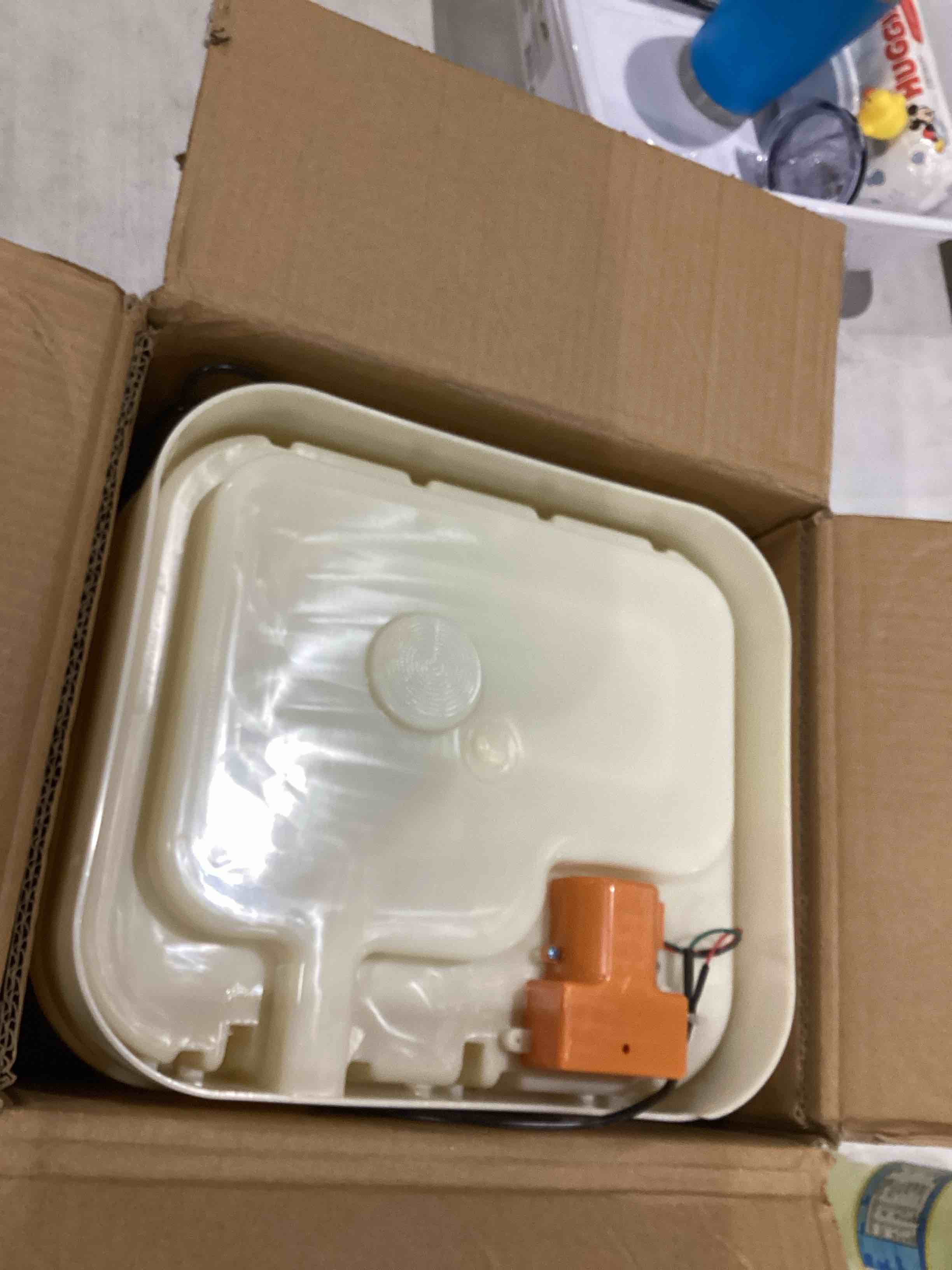 https://s3.amazonaws.com/lotting-images-prod/bidfta/PPE1586083_1745931348875.jpeg