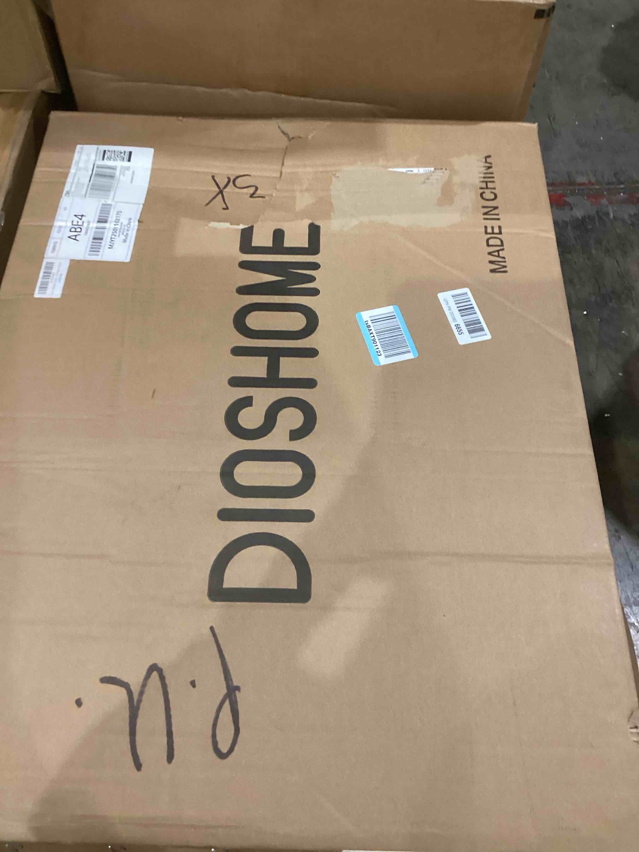 https://s3.amazonaws.com/lotting-images-prod/bidfta/PPE1586198_1745945032886.jpeg