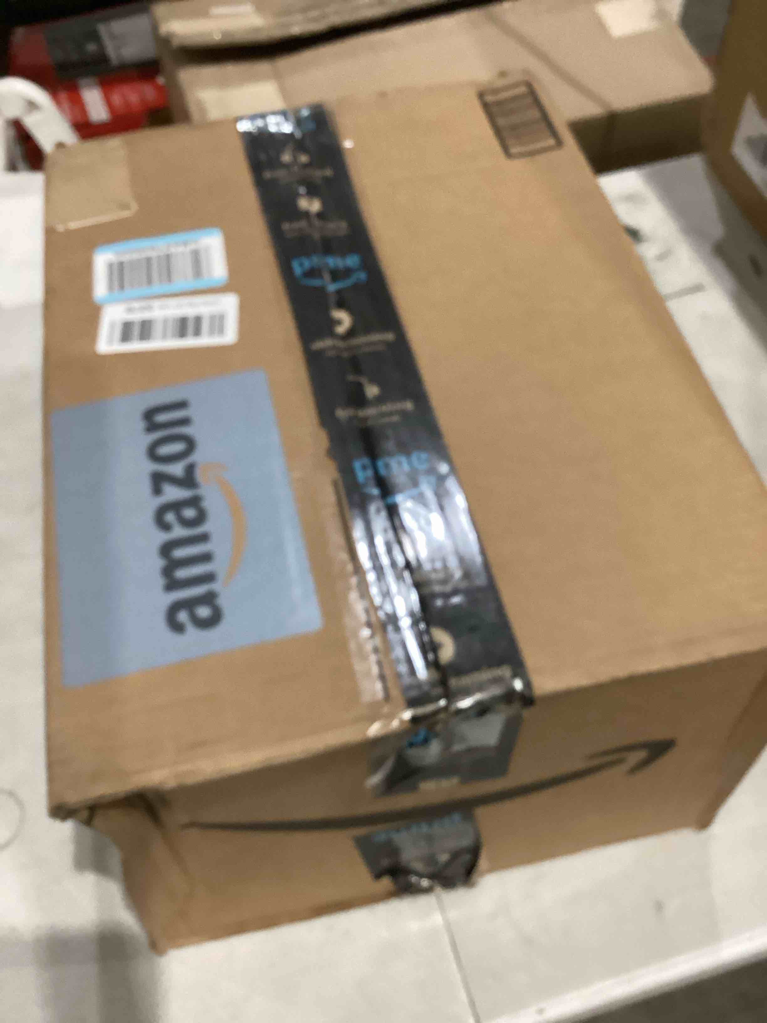 https://s3.amazonaws.com/lotting-images-prod/bidfta/PPE1586762_1746120067783.jpeg