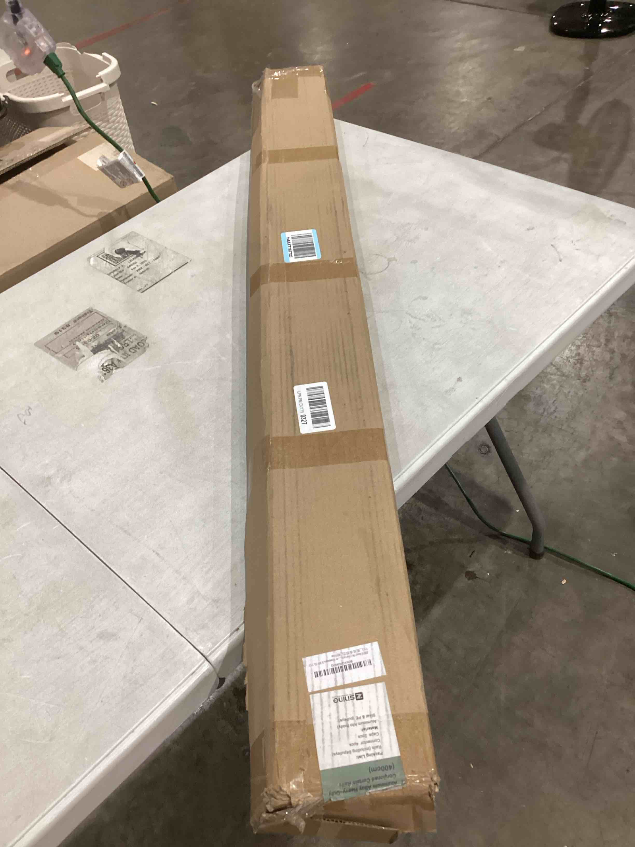 https://s3.amazonaws.com/lotting-images-prod/bidfta/PPE1586777_1746124194295.jpeg