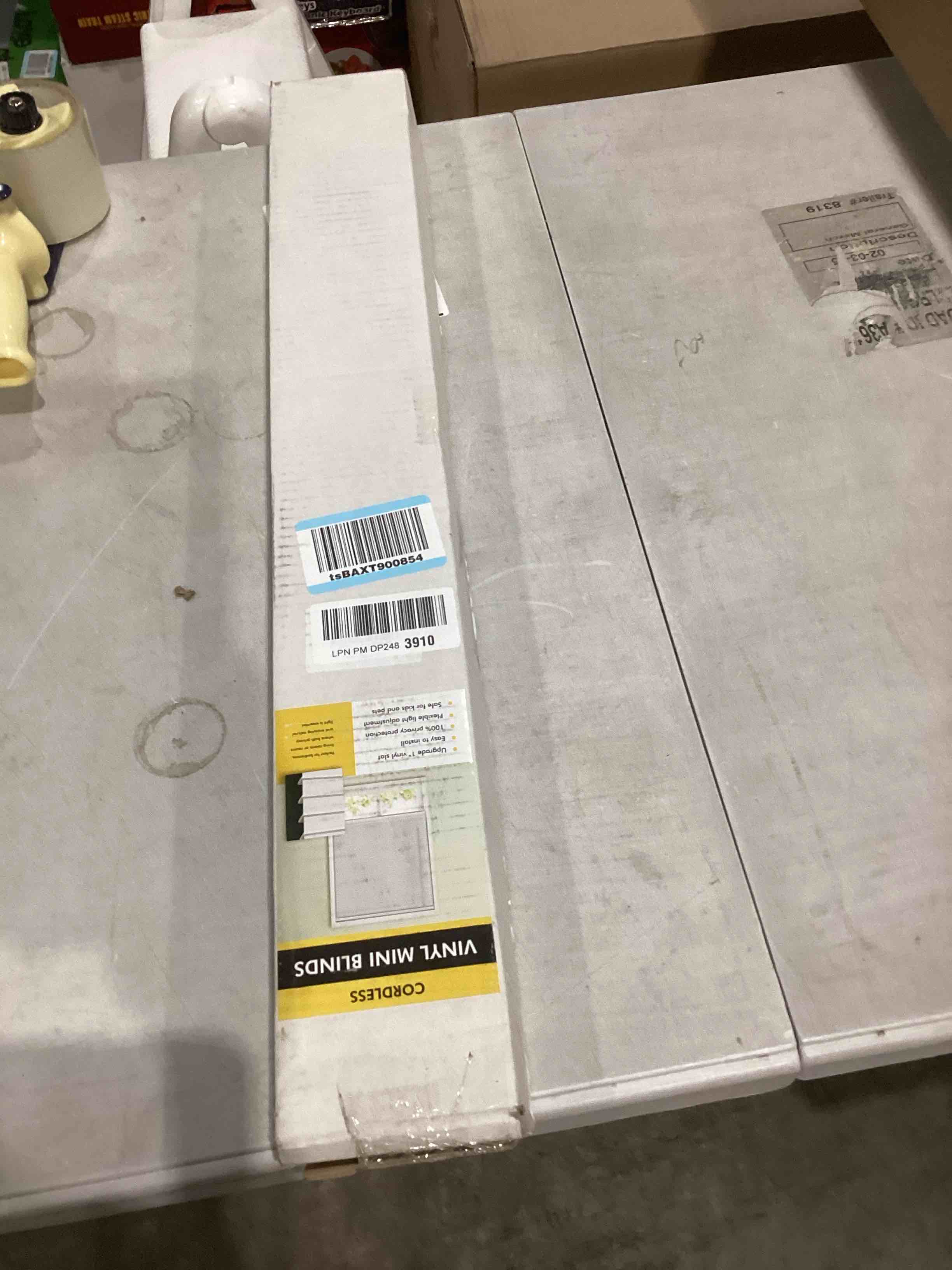 https://s3.amazonaws.com/lotting-images-prod/bidfta/PPE1586810_1746125513528.jpeg
