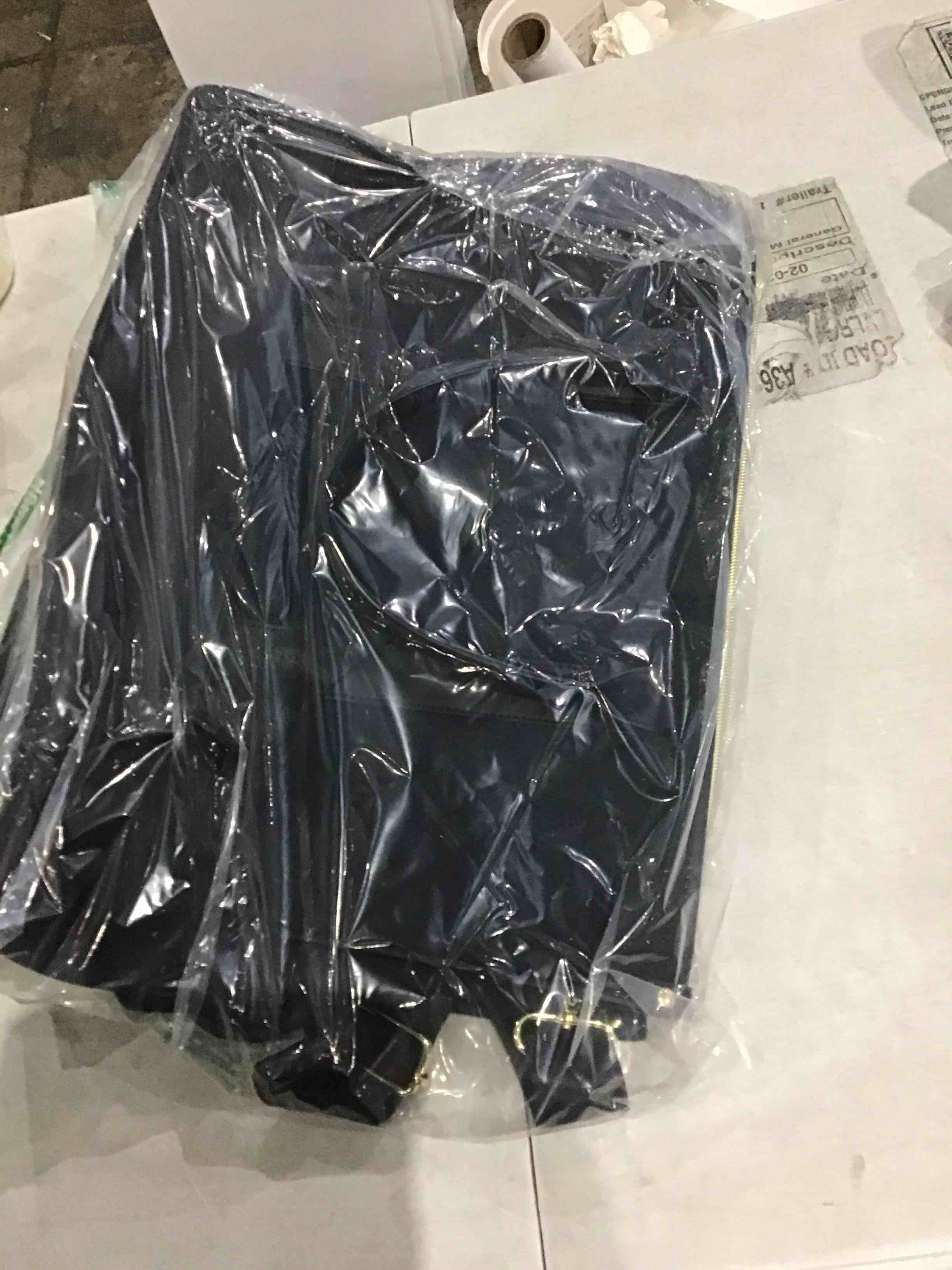 https://s3.amazonaws.com/lotting-images-prod/bidfta/PPE1587386_1746464127564.jpeg